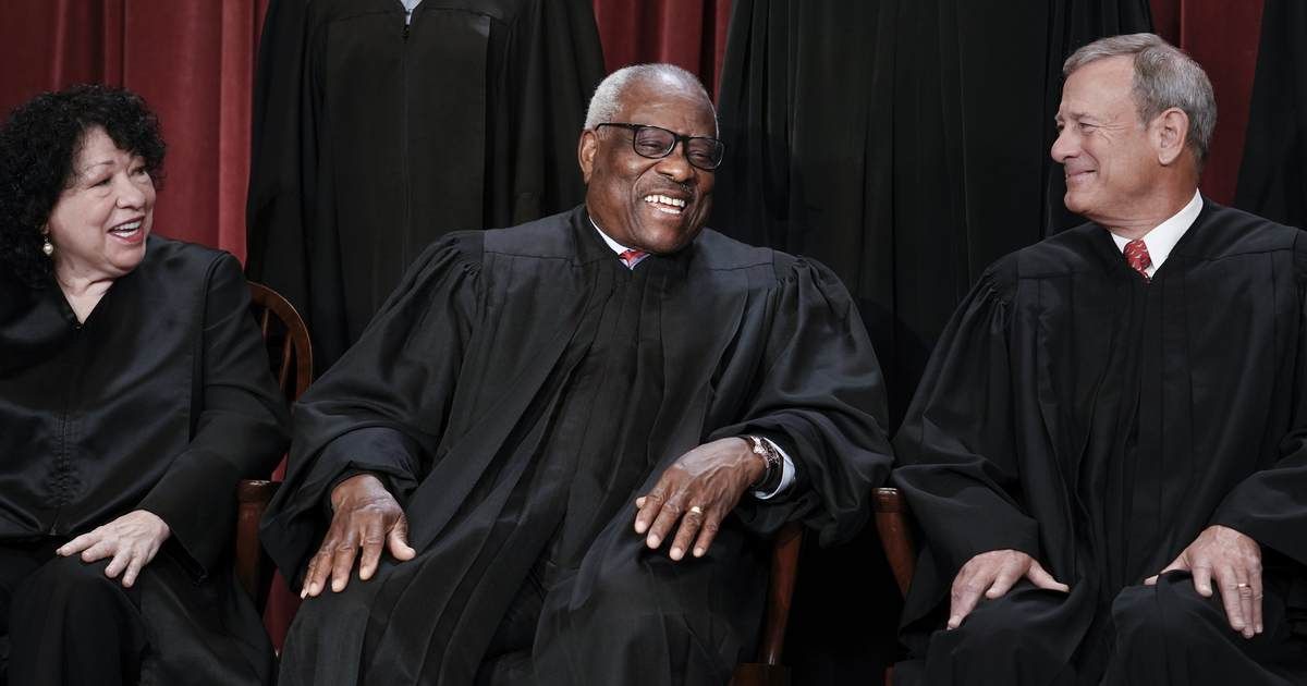 Malcolm Gladwell Goes Bananas Over a Second Amendment Argument SCOTUS Didn't Make