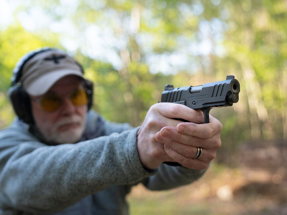 How To Shoot Handguns At Long Distance