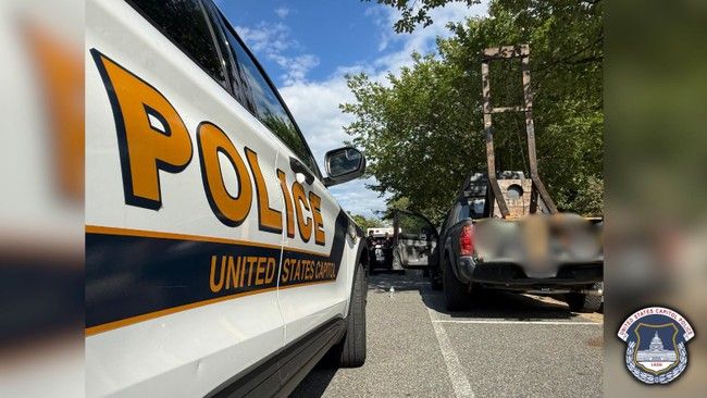 Capitol Police Seize Open Carried...Guillotine!
