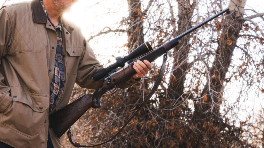 Winchester Model 70 Returns to Claw Extractor, Control Round Feed Since 1992