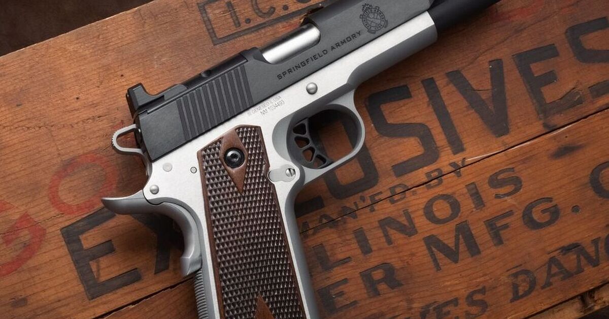 WOOX Brings Italian Walnut & Micarta to the 1911