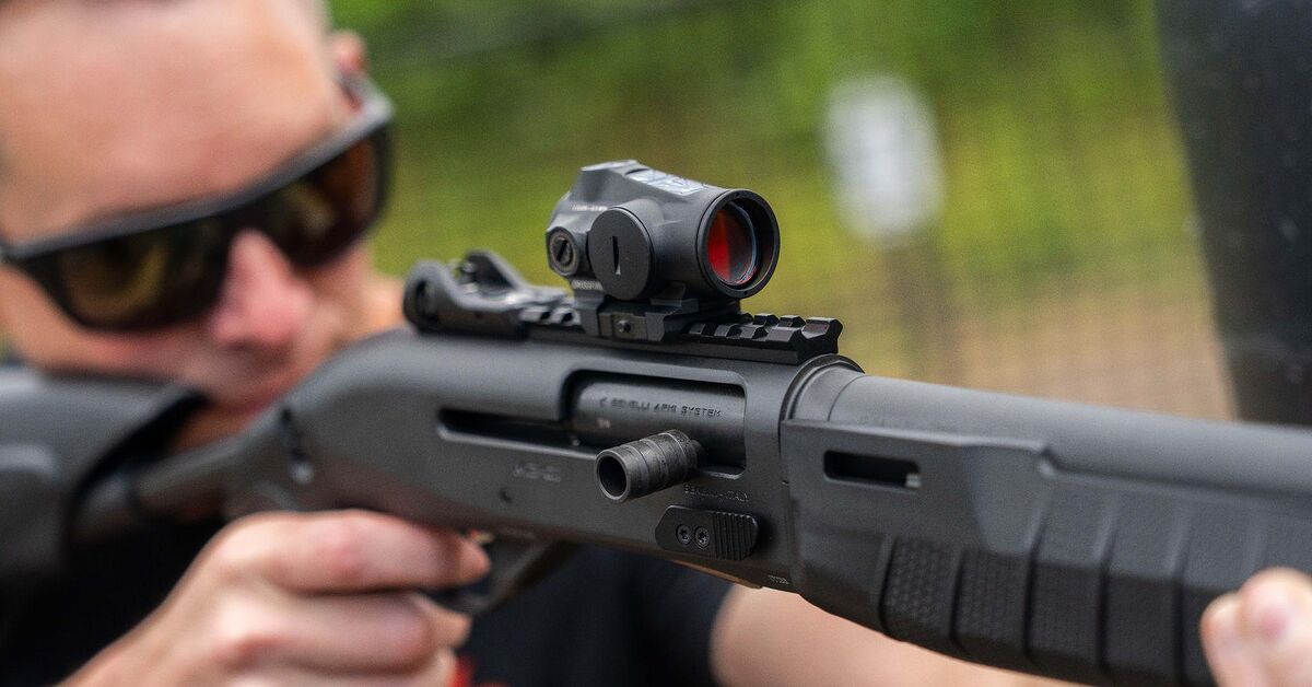 Budget Red Dots Finally Get Good: Vortex Crossfire II Solar Tested