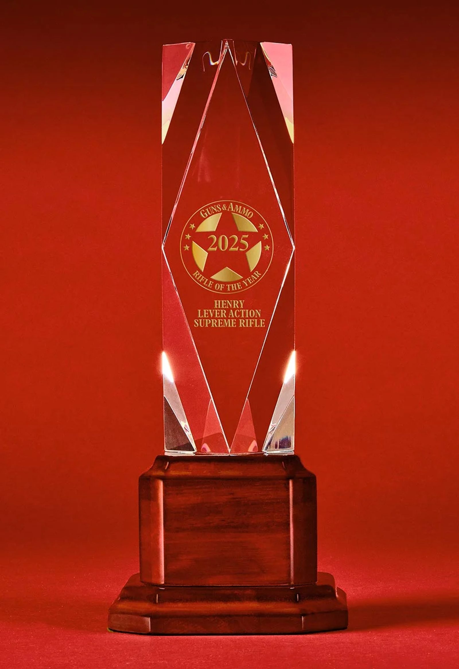 Henry's Lever Action Supreme Rifle Named 2025 Rifle of the Year by Guns & Ammo