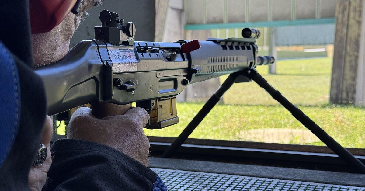 KUGS Introduces Bipods For SIG 550 Rifles