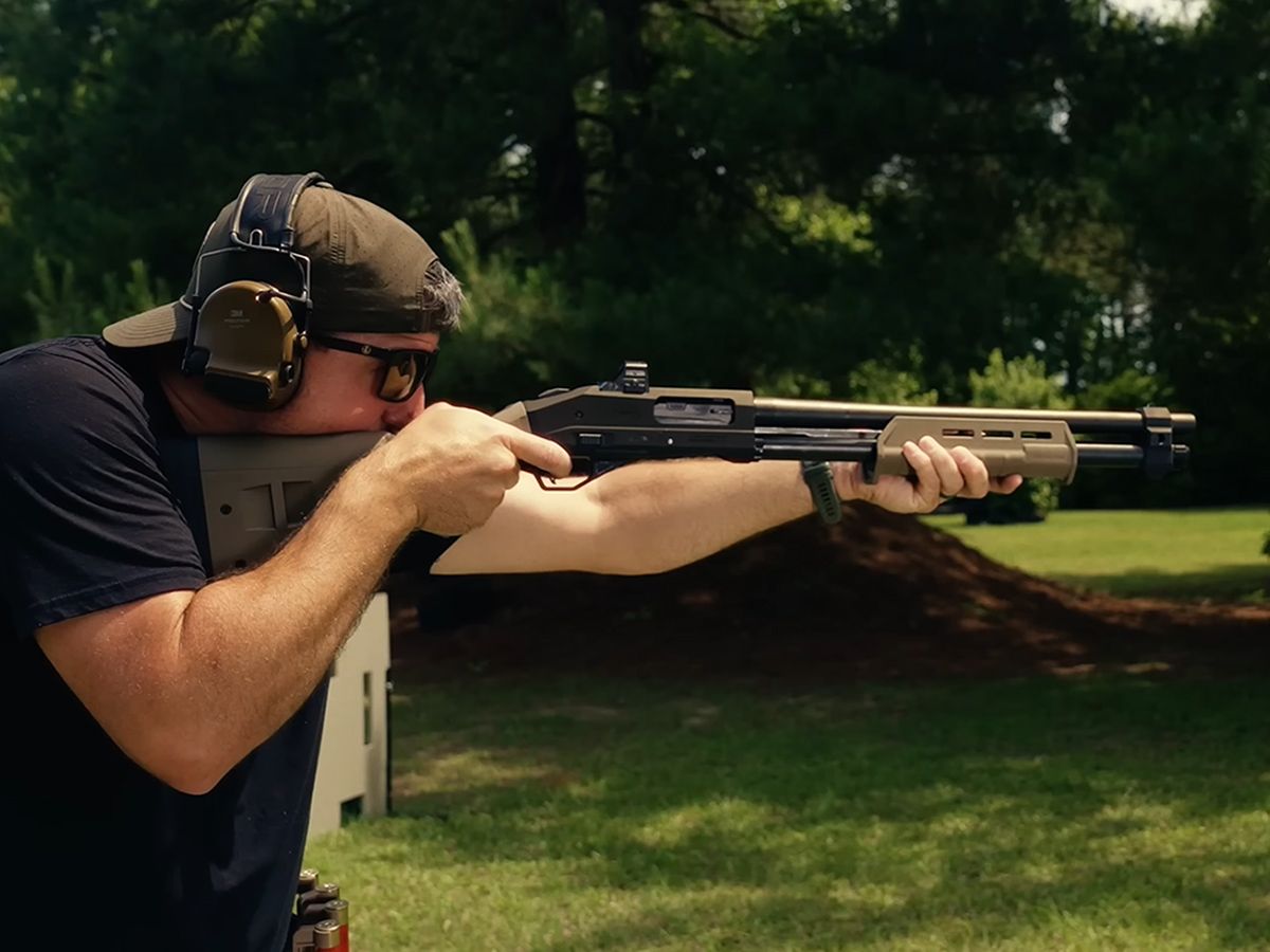 First Look: PSA 570 12-Gauge Shotguns