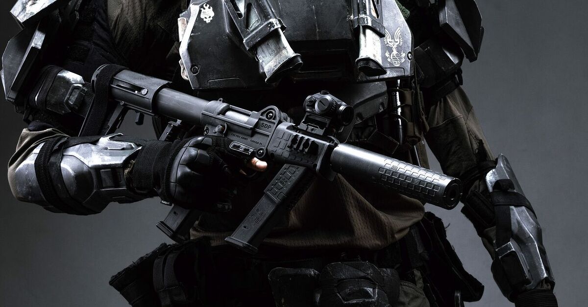 Kel-Tec SUB-SDP Collapses to 10 Inches With Suppressor Attached