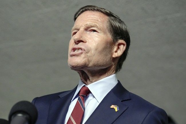 Blumenthal Wants to Expand Gun Ban to Temporary Restraining Orders