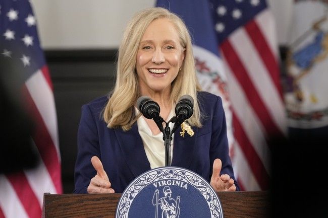 Spanberger Boots Anti-Gun Lawmakers From Ceremonial Bill Signing Over Data Center Feud