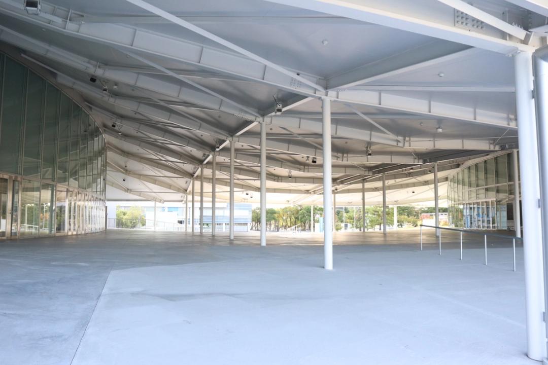 外観写真(中央広場)