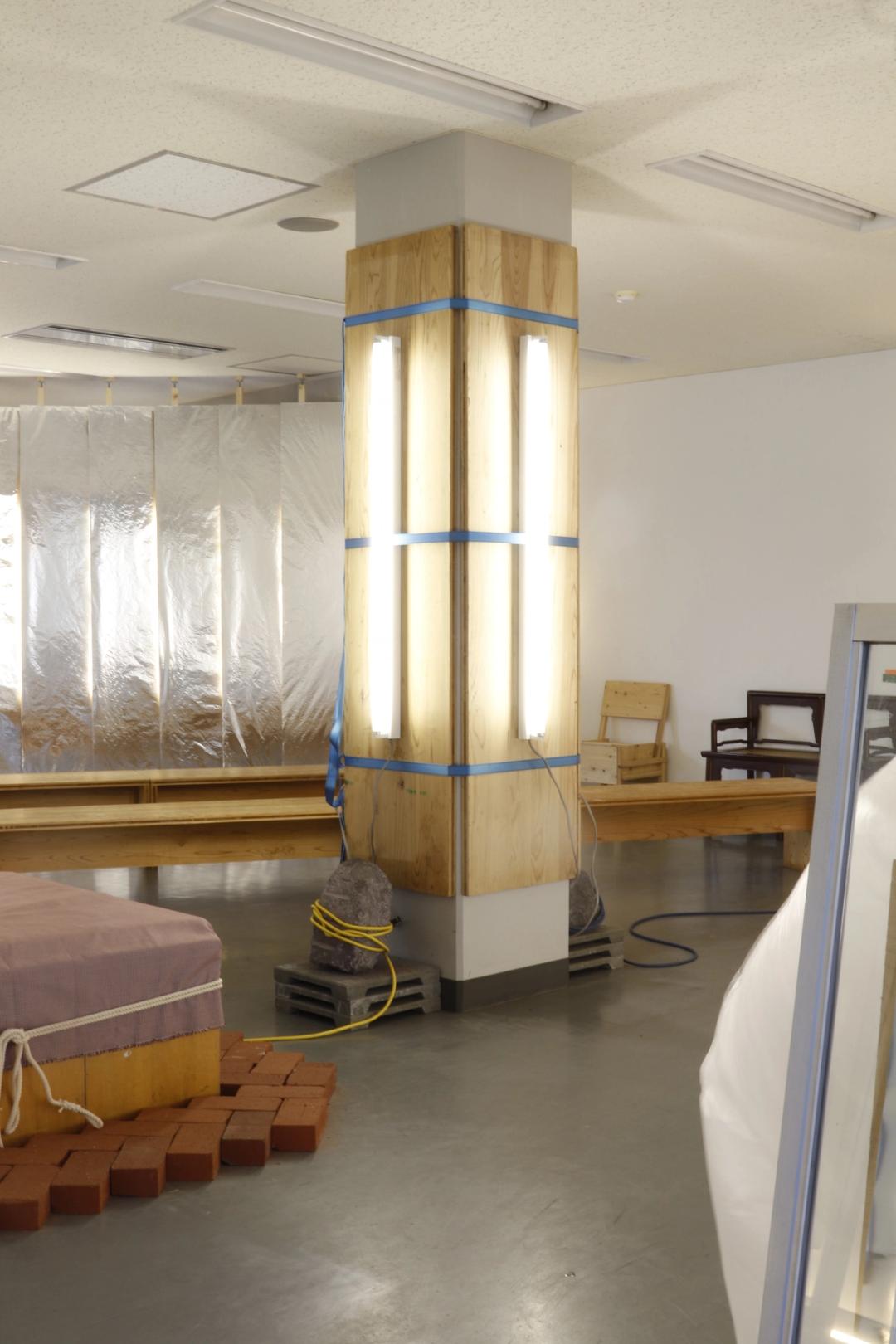 2-day temporary site-specific installation  Found objects and materials from around the campus