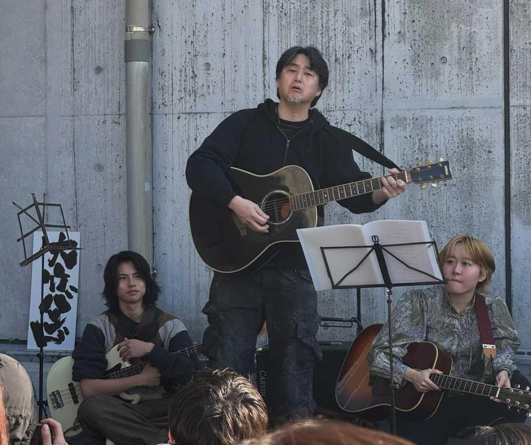 大竹バンド（大竹教授＆学生）