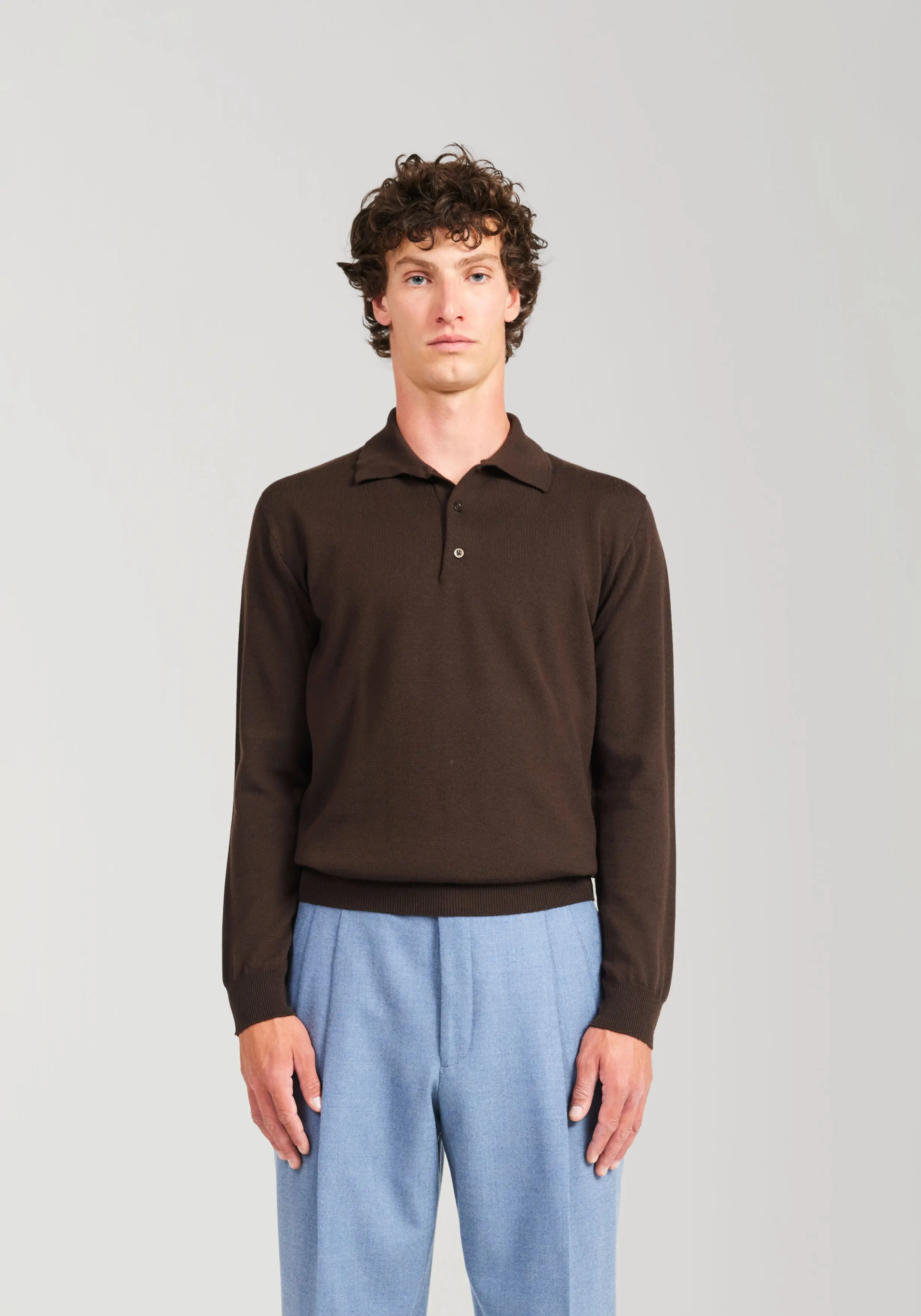 Model in Merino polo