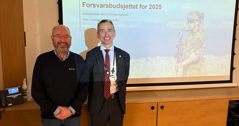 Torbjørn Sammen med statssekretæren i FD