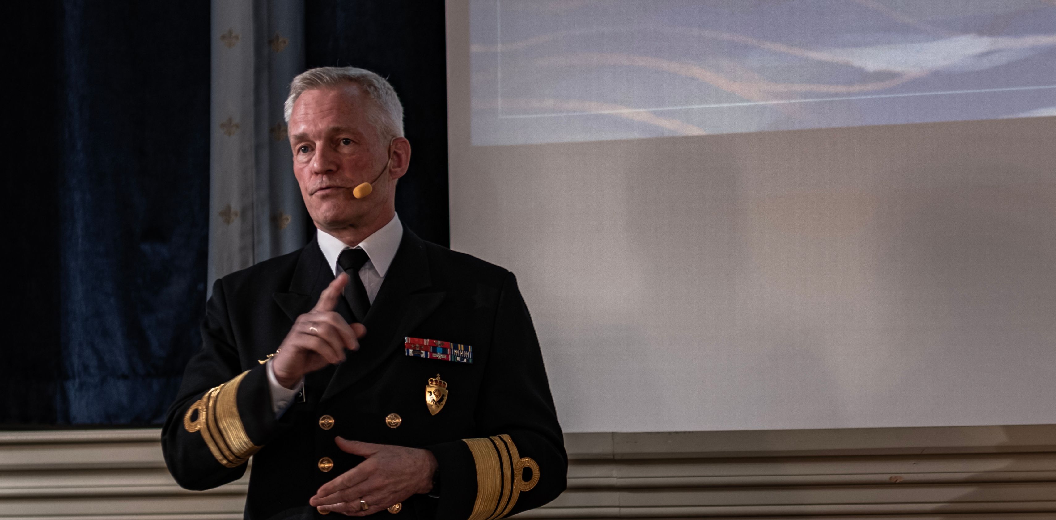 Bilde av viseadmiral Nils Andreas Stensønes