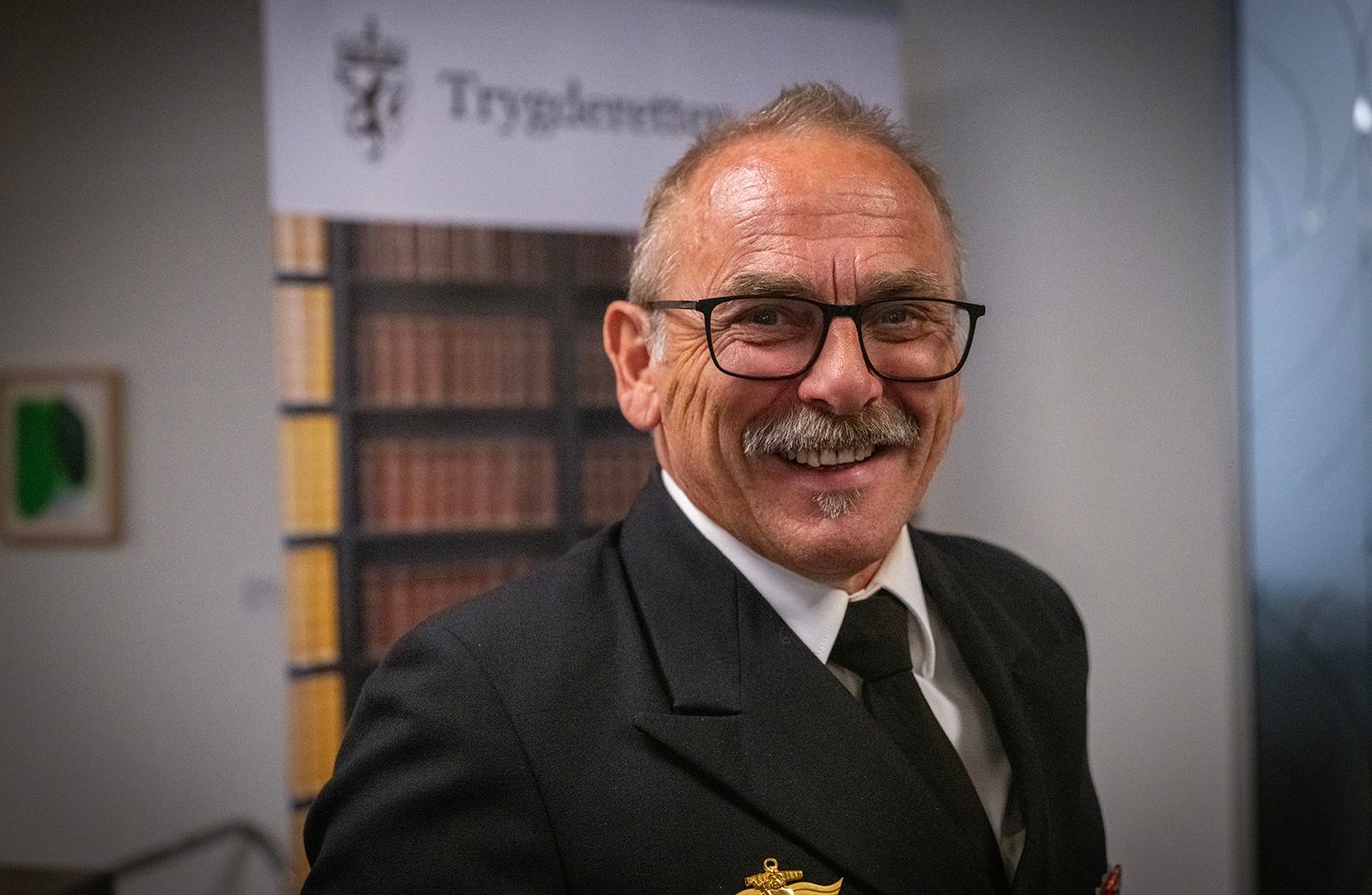 Charles Blålid fikk i dag en meget hyggelig telefon fra Statens Pensjonskasse. Foto: Torgrim Halvari