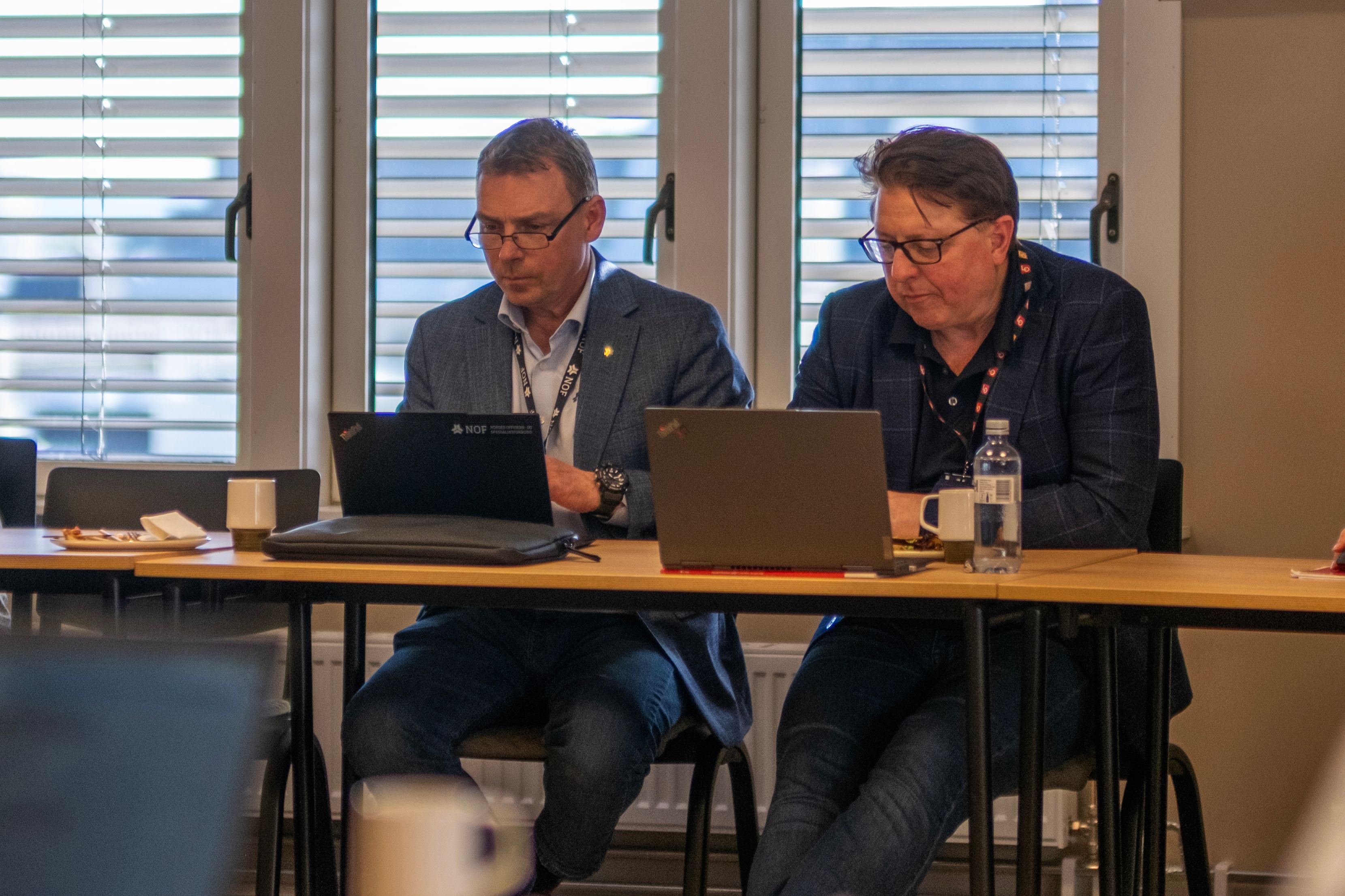 Nestleder Arne-Markus Svendsen,  Leder i NOF Staale I Reiten og Magnus Strømsvåg deltok i kveldens forhandlinger