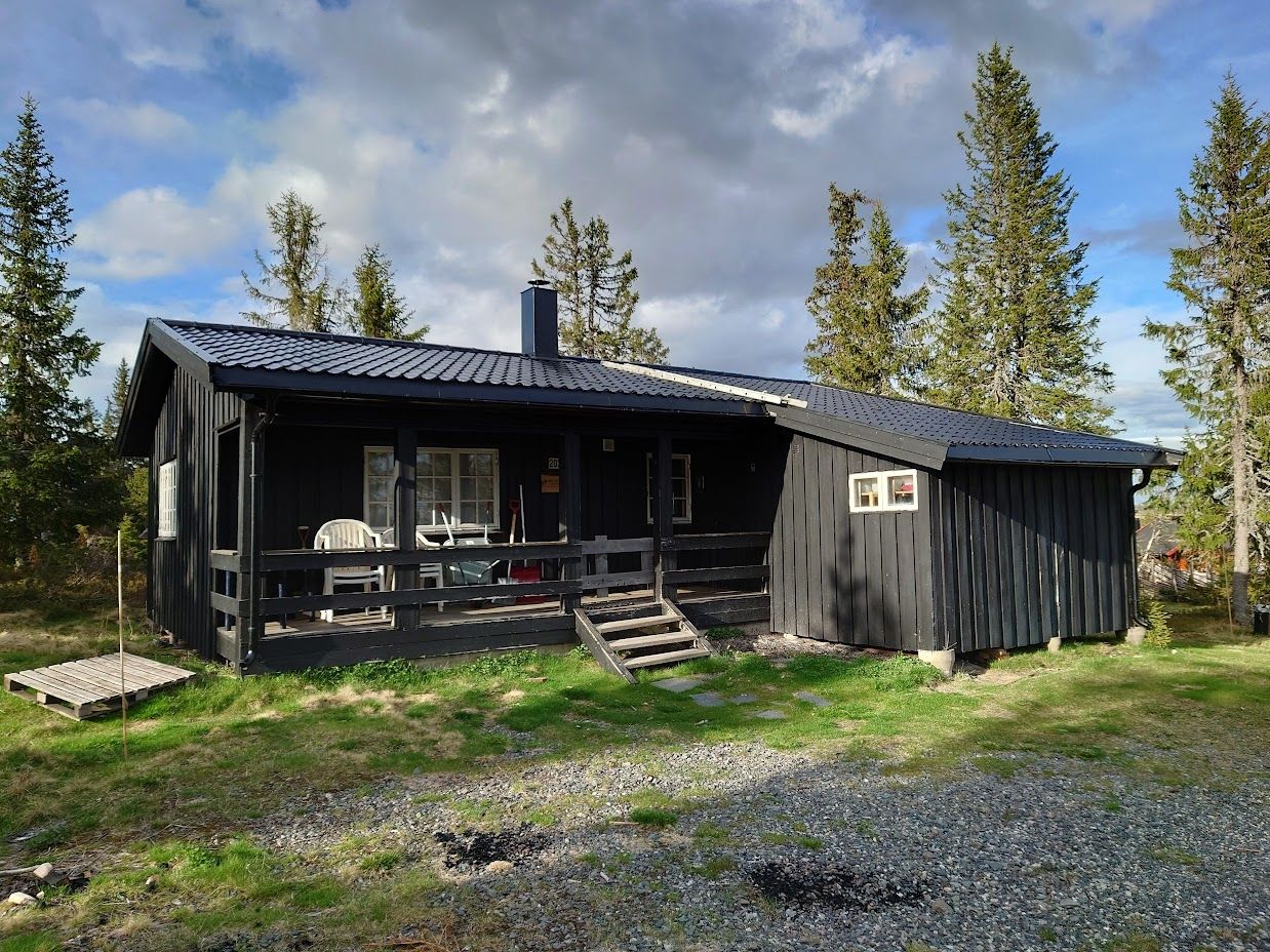 NOF - Hytten i fin natur