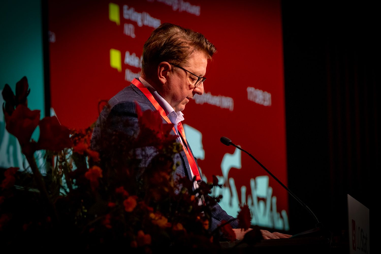 Forbundsleder i Norges Offisers- og spesialistforbund (NOF), Staale I. Reiten, løftet frem viktige utfordringer og prioriteringer for Forsvaret og beredskapen under den fagpolitiske debatten på LO sin kartellkonferanse. Foto: Torgrim Halvari