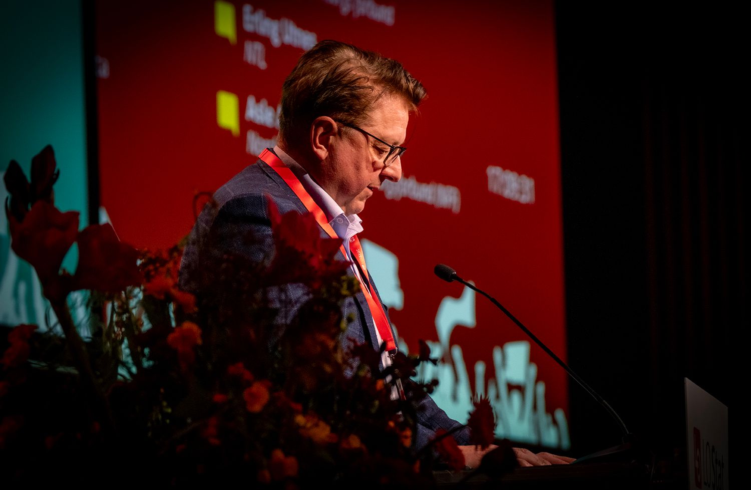 Forbundsleder i Norges Offisers- og spesialistforbund (NOF), Staale I. Reiten, løftet frem viktige utfordringer og prioriteringer for Forsvaret og beredskapen under den fagpolitiske debatten på LO sin kartellkonferanse. Foto: Torgrim Halvari