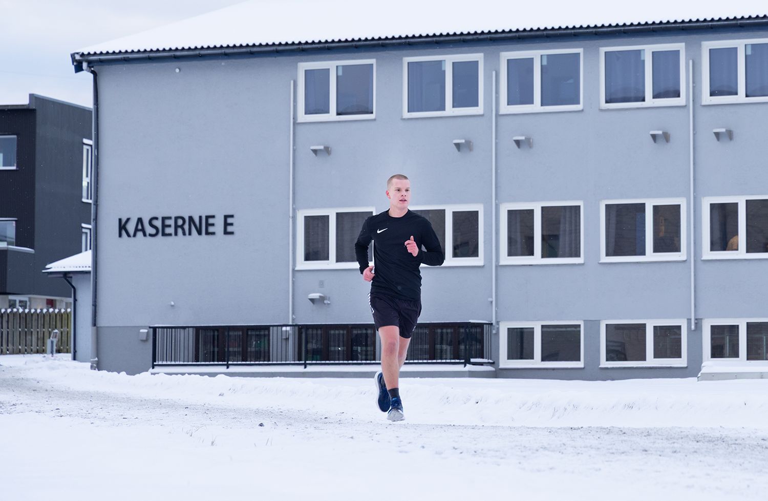 NOF mener at mangel på bolig og kvarter ikke lenger kan omtales som et praktisk problem – men som en strukturell og operativ utfordring. Foto: Nora Elisabeth Madell/Forsvaret