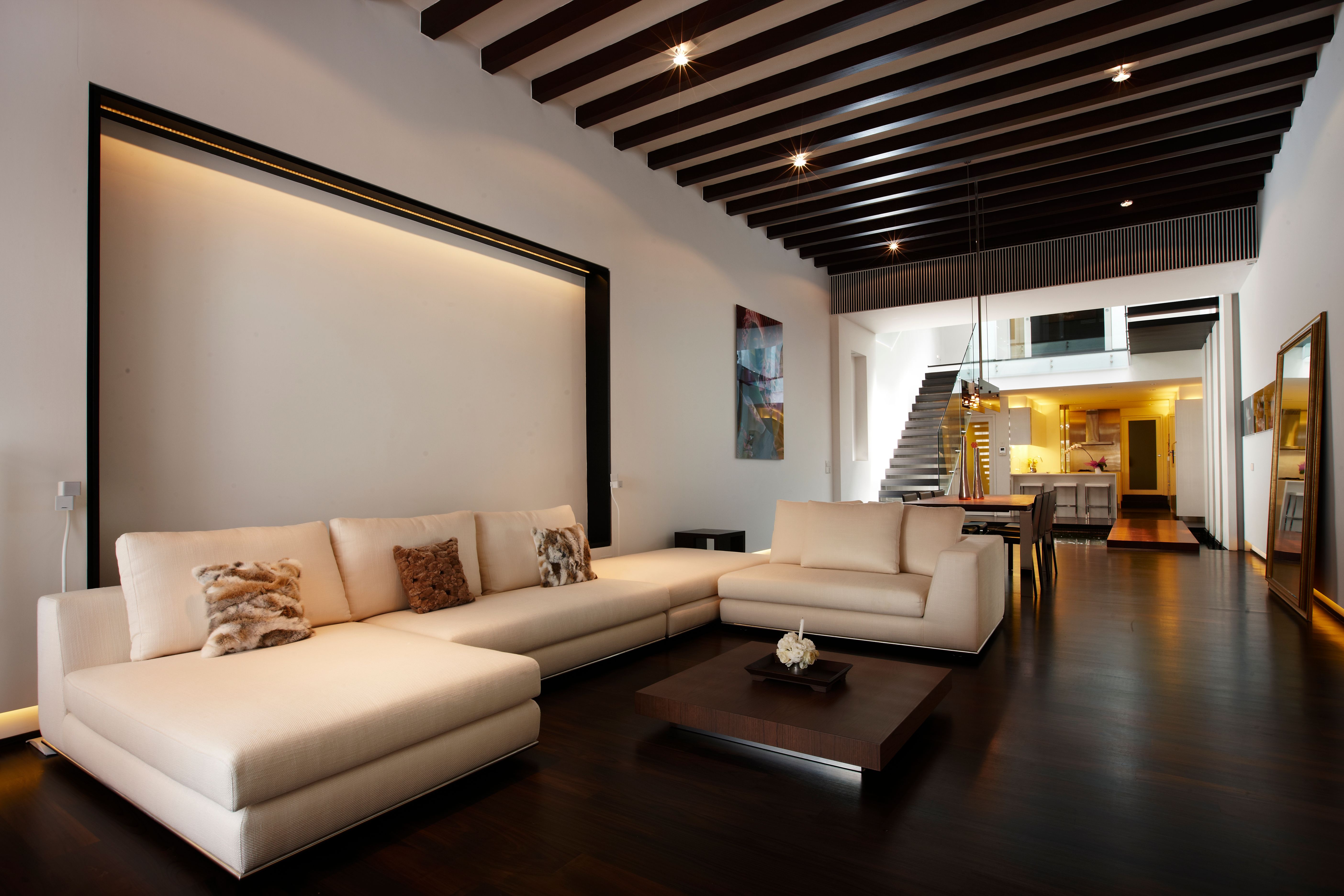 128G Cairnhill Road by RichardHO Architects