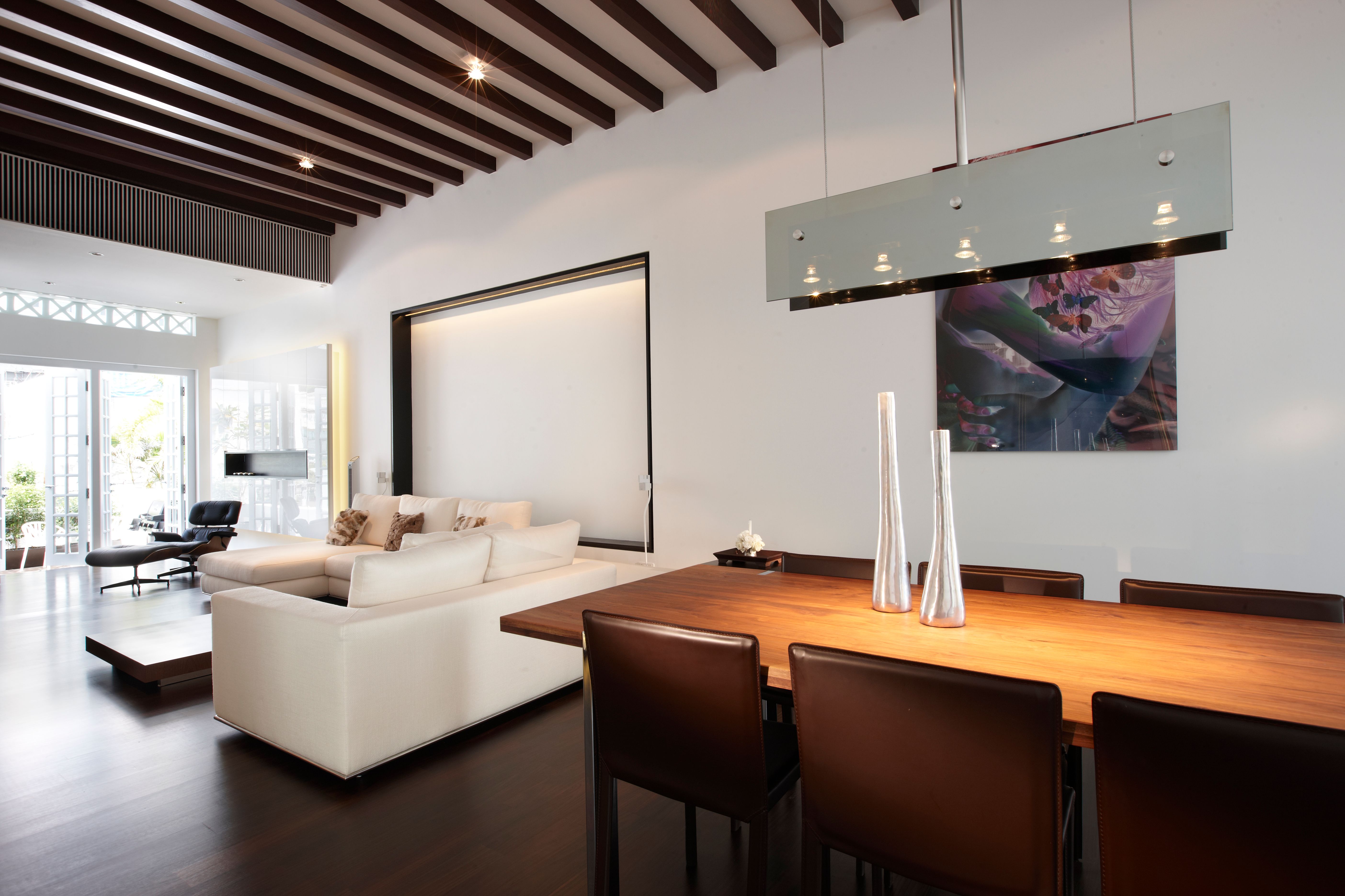 128G Cairnhill Road by RichardHO Architects