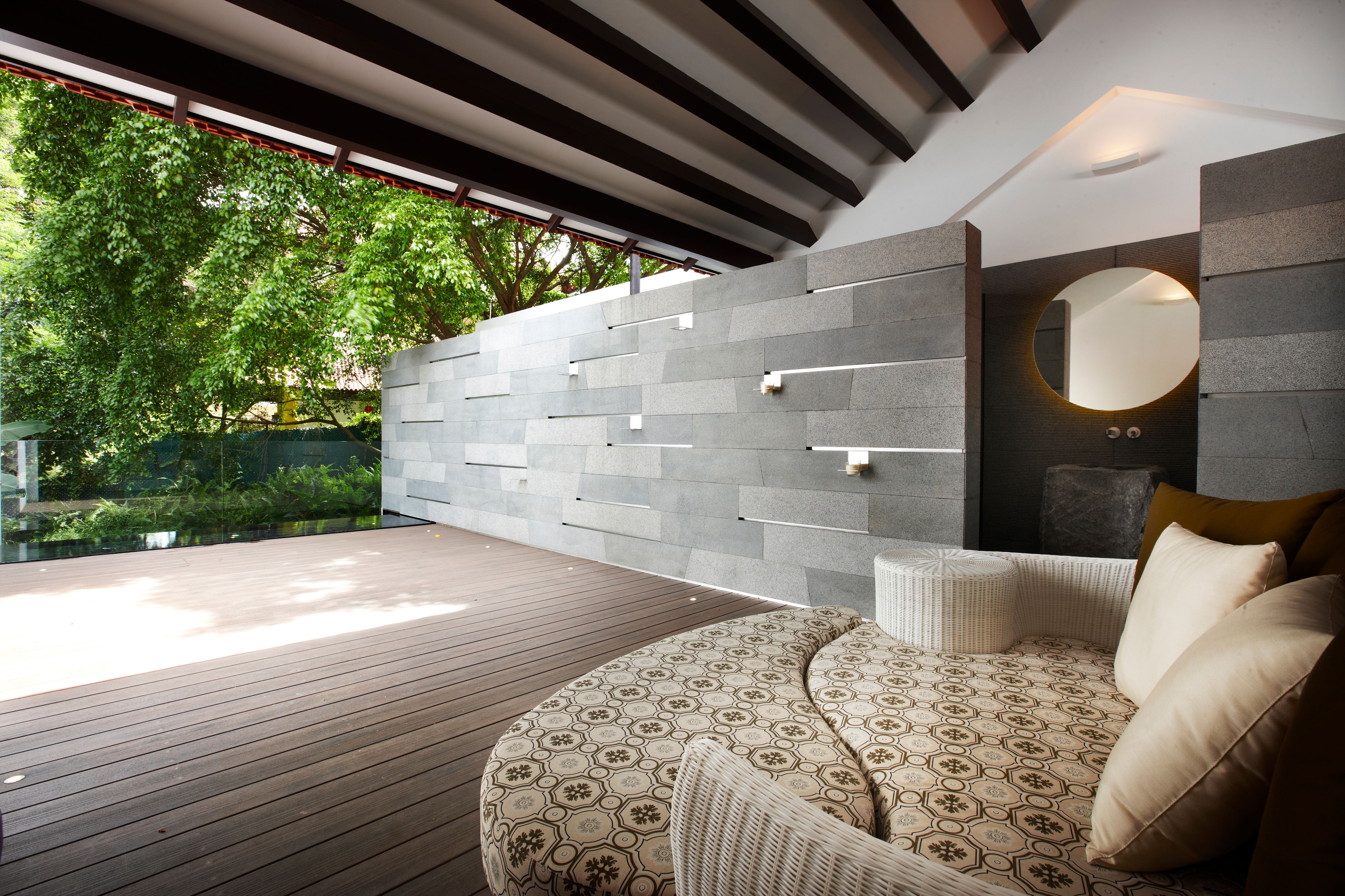 128G Cairnhill Road by RichardHO Architects