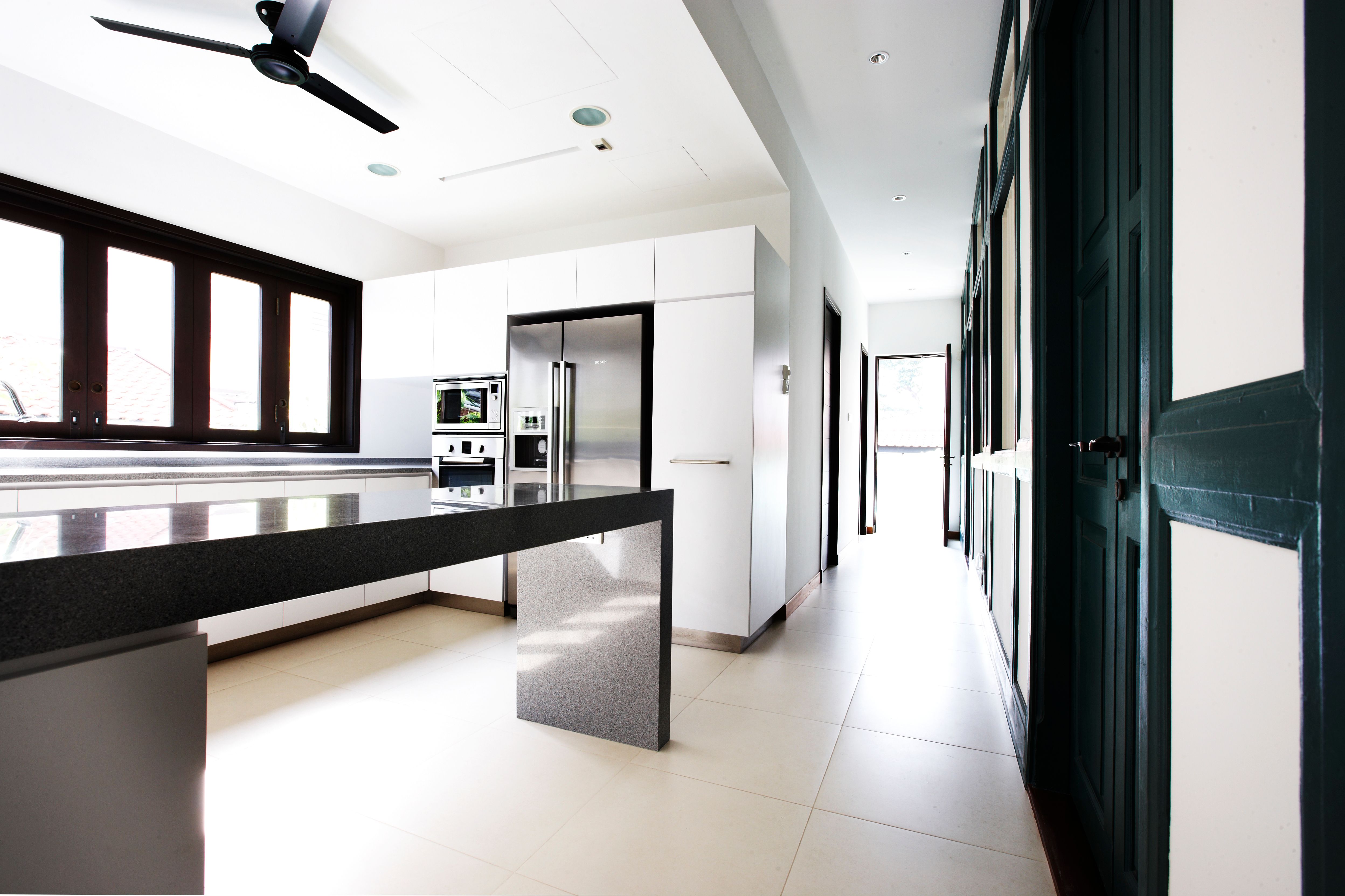 25 Chapel Road by RichardHO Architects