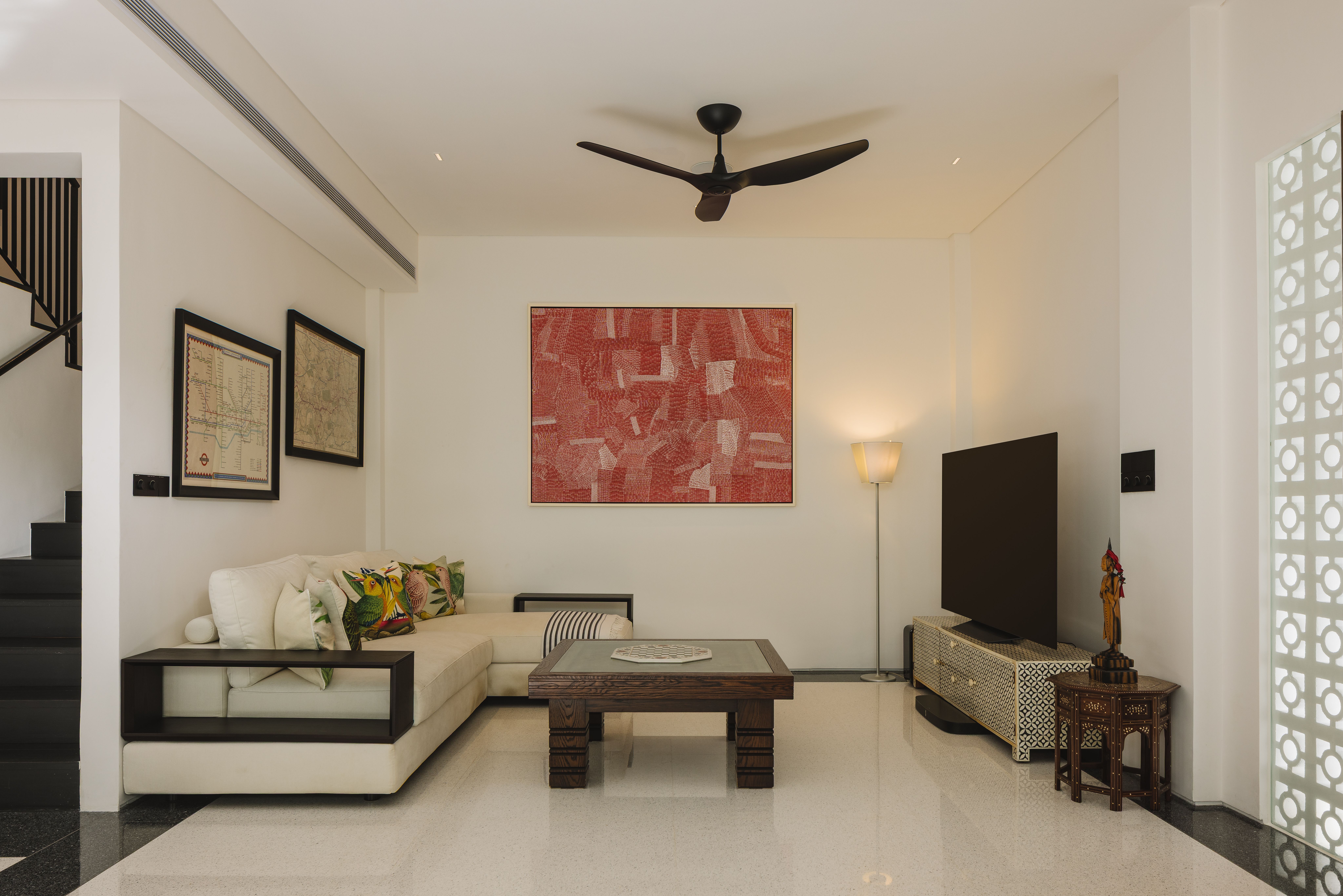 136 Carpmael Road by RichardHO Architects