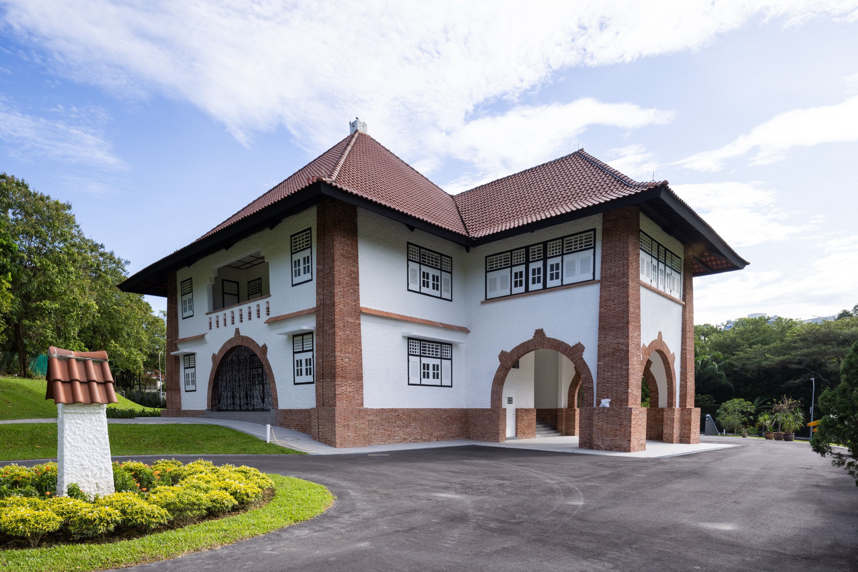 House in Tanglin Planning Area by RichardHO Architects