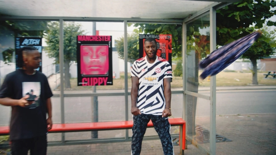 adidas_mufc_busker_Tom_Brown_still-1