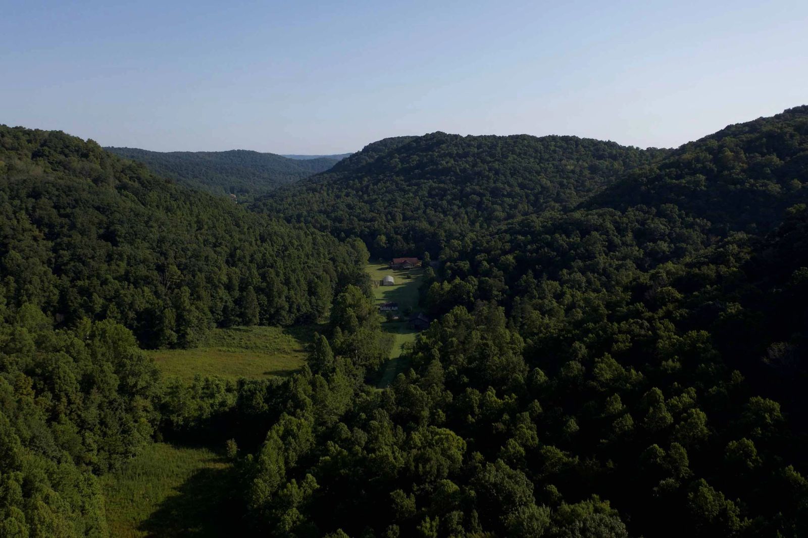 Wooded hills and a valley in eastern Kentucky