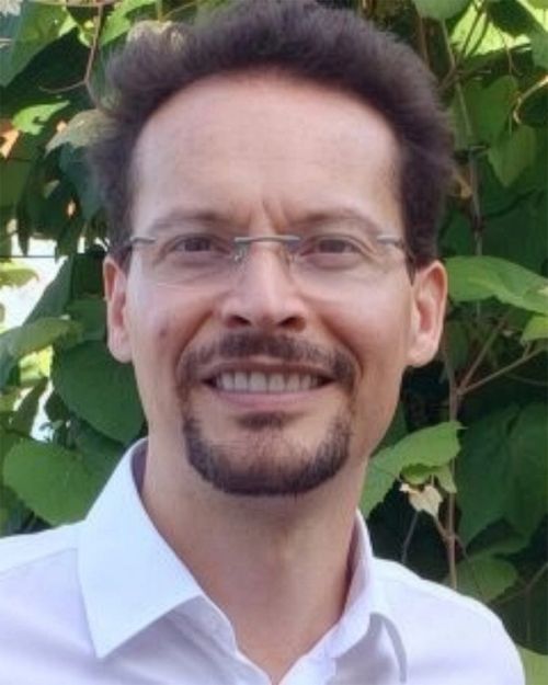 Dr. Frank Cobos