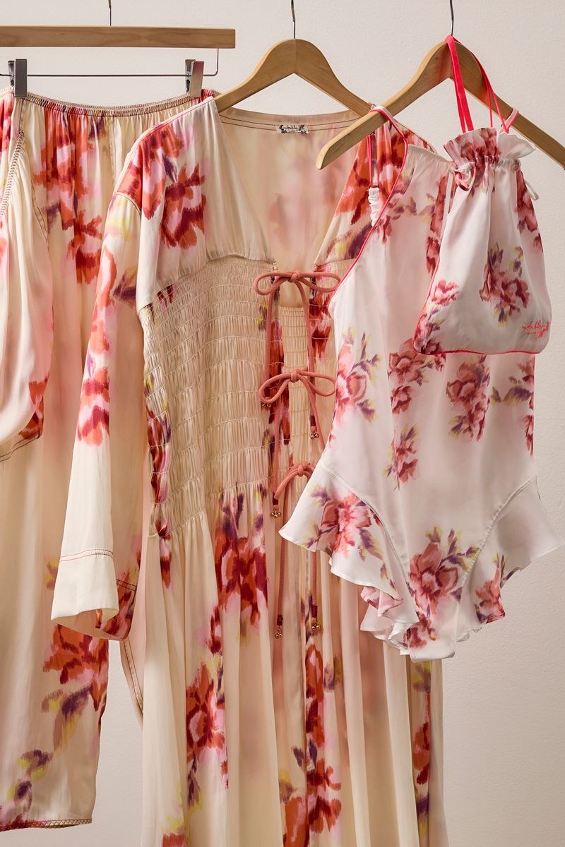 Intimates, photograph 10