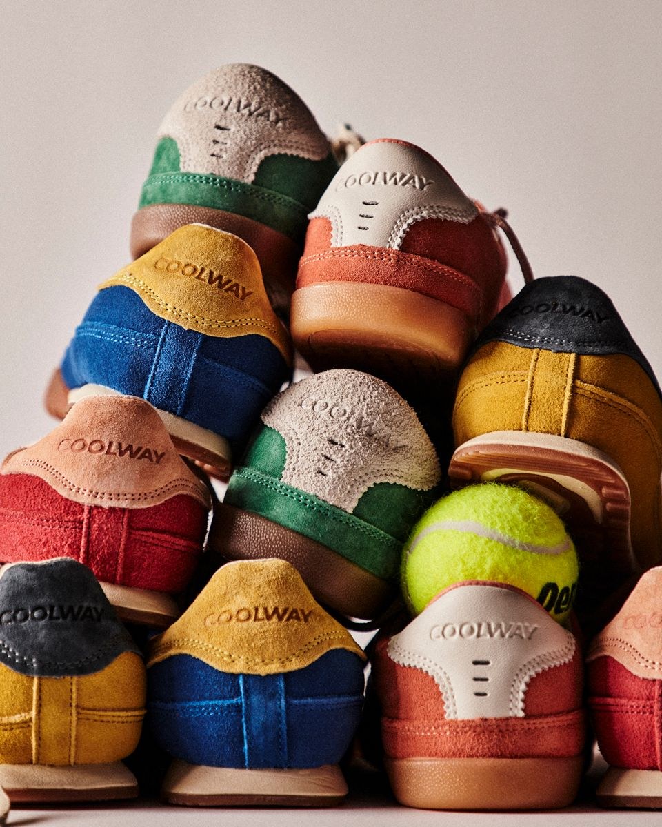 Footwear, photograph 9