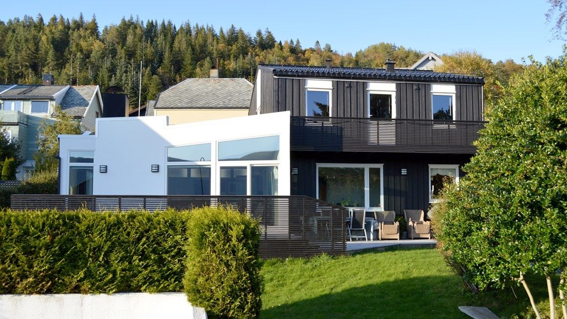 Tilbygg - moderne tilbygg i en etasje