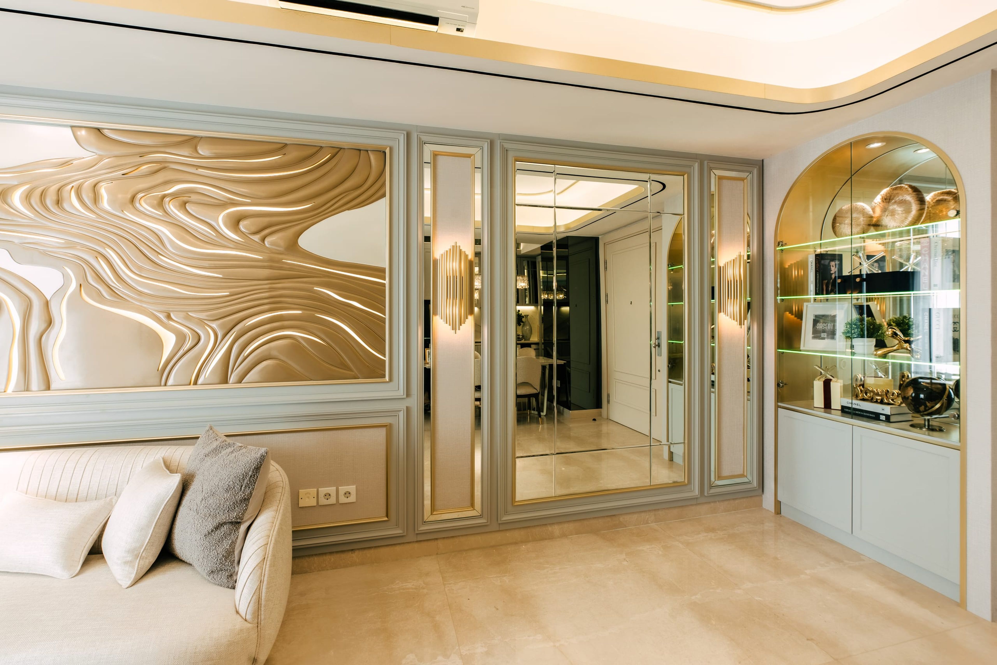 One Icon Apartment 2