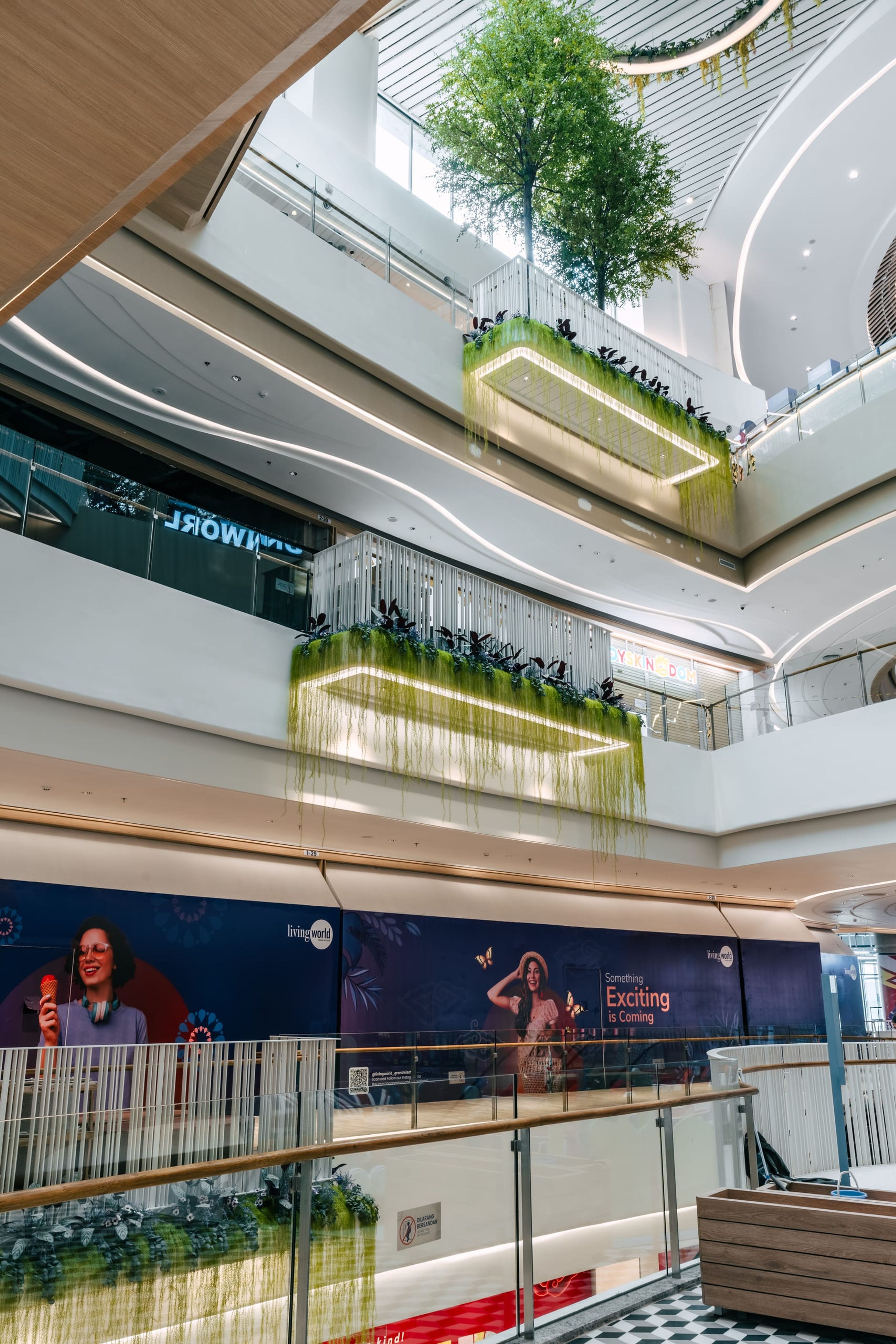 Living World Grand Wisata — 7