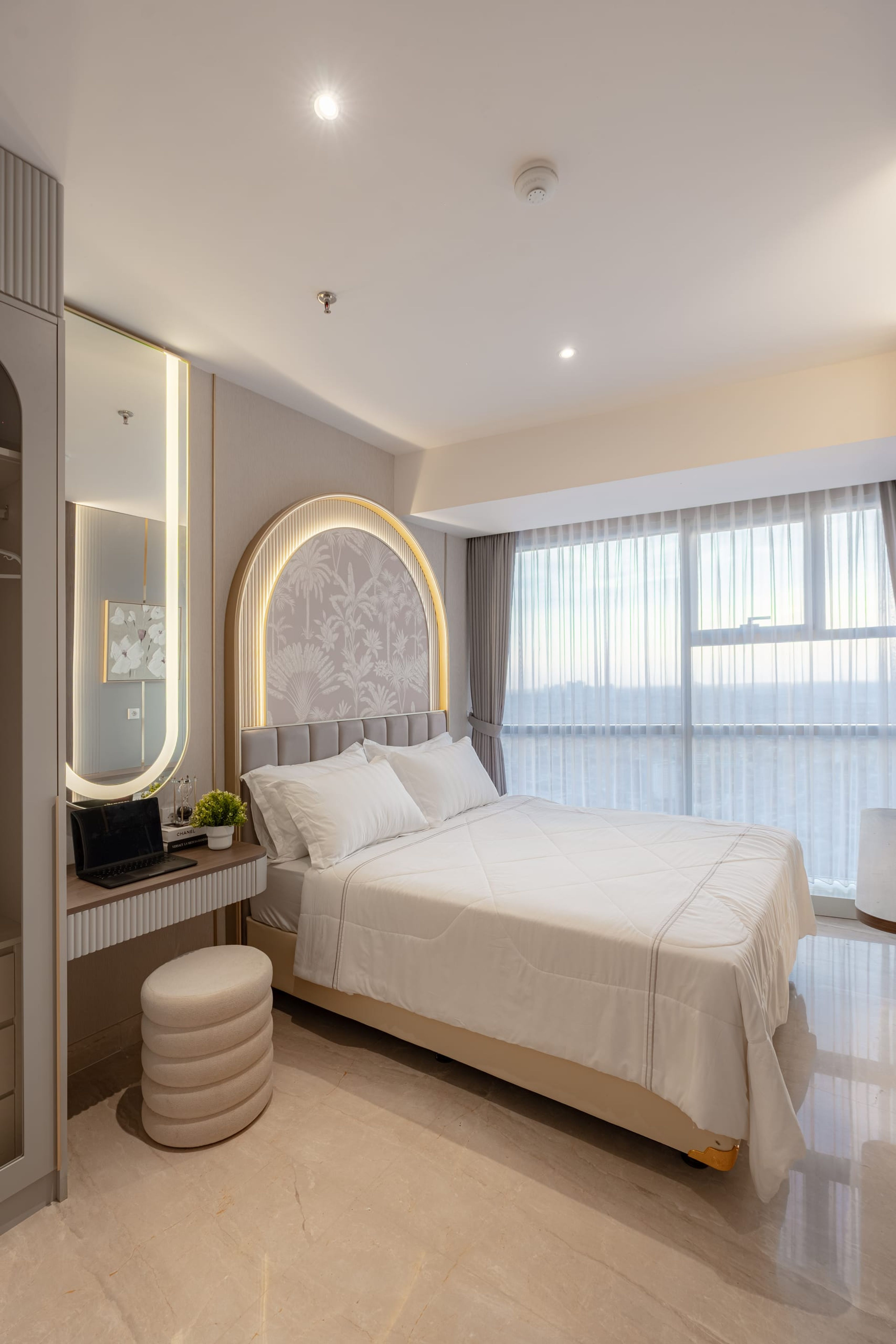 One Icon Apartment — 32