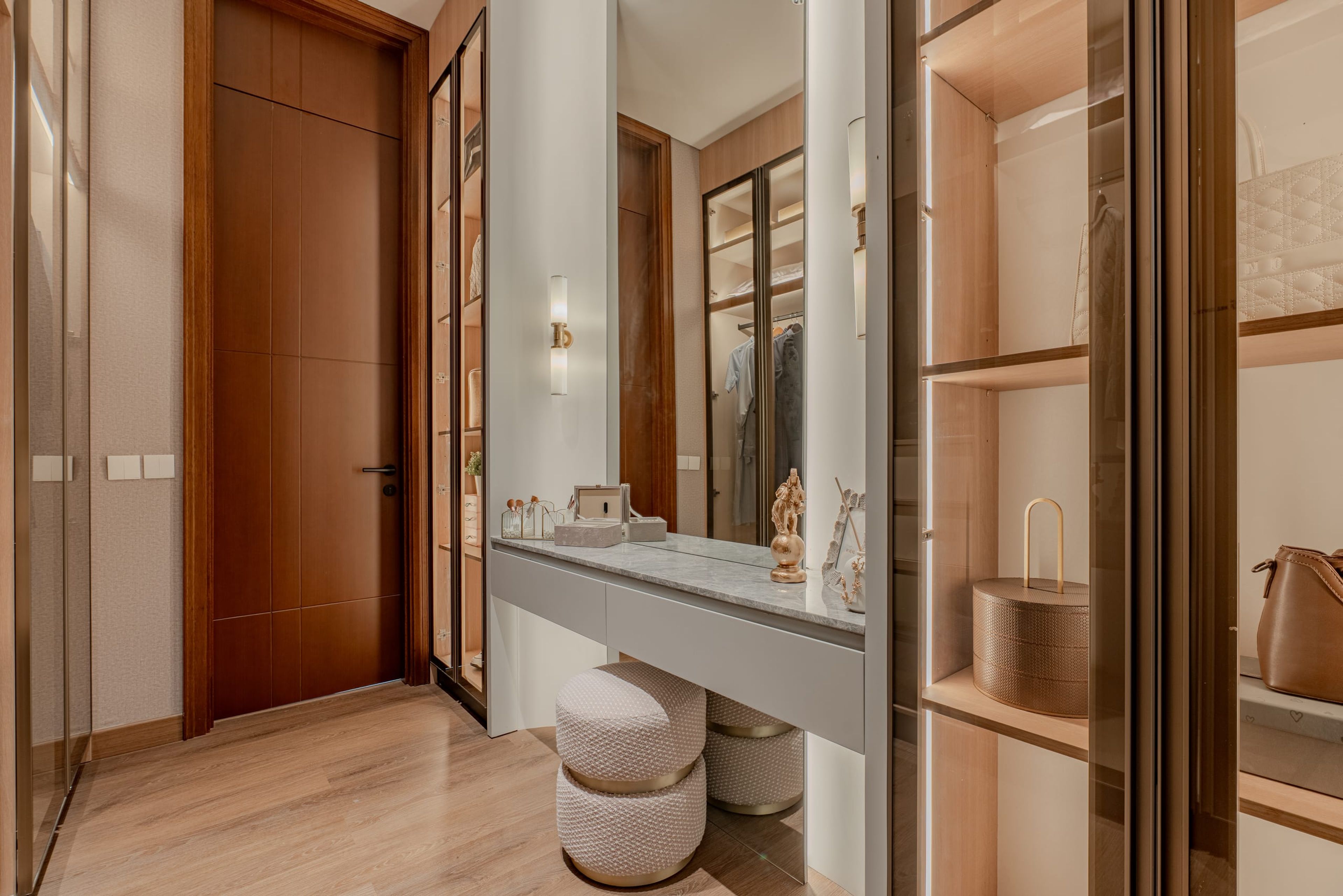 Kota Wisata Show House — 27