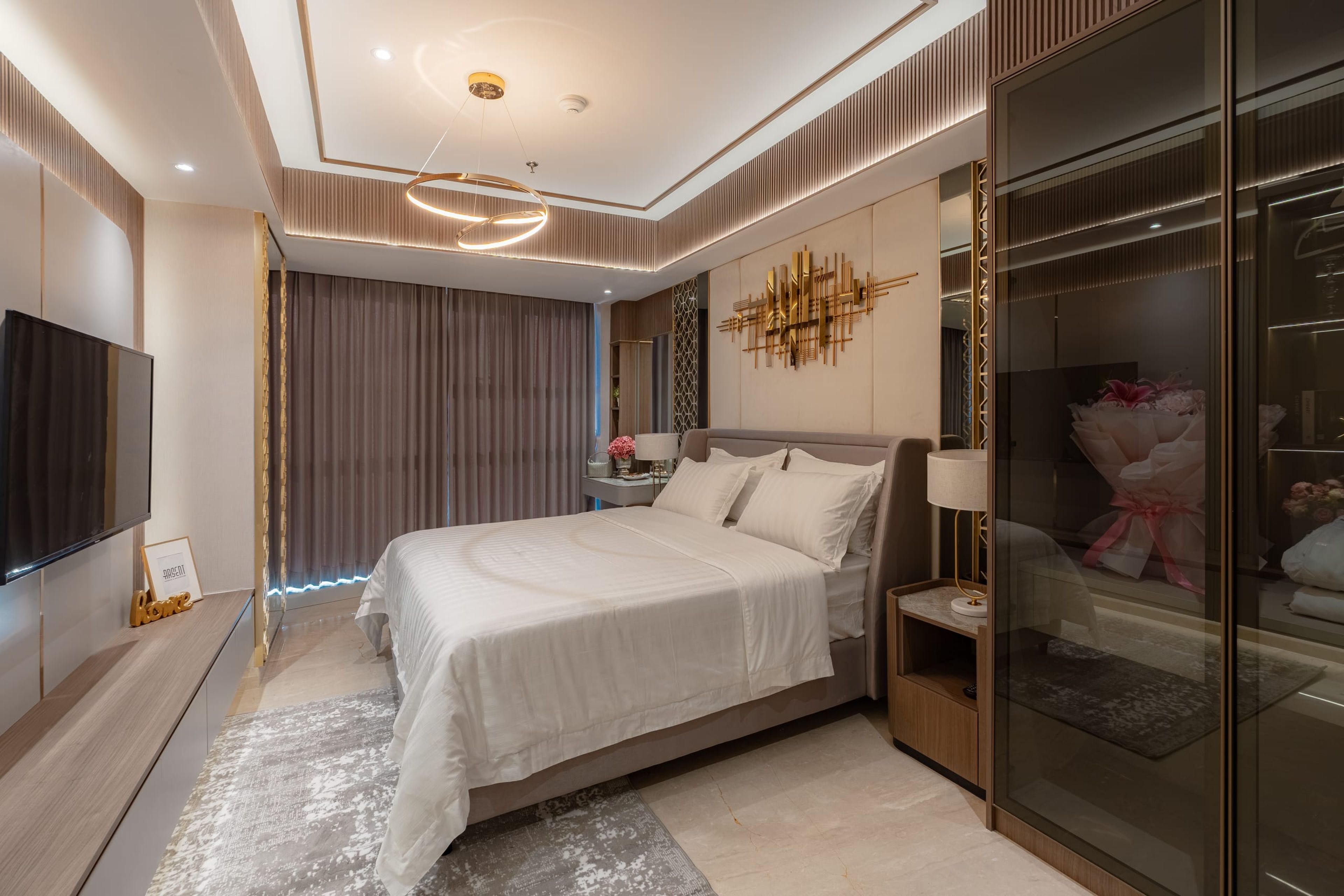 One Icon Apartment — 18