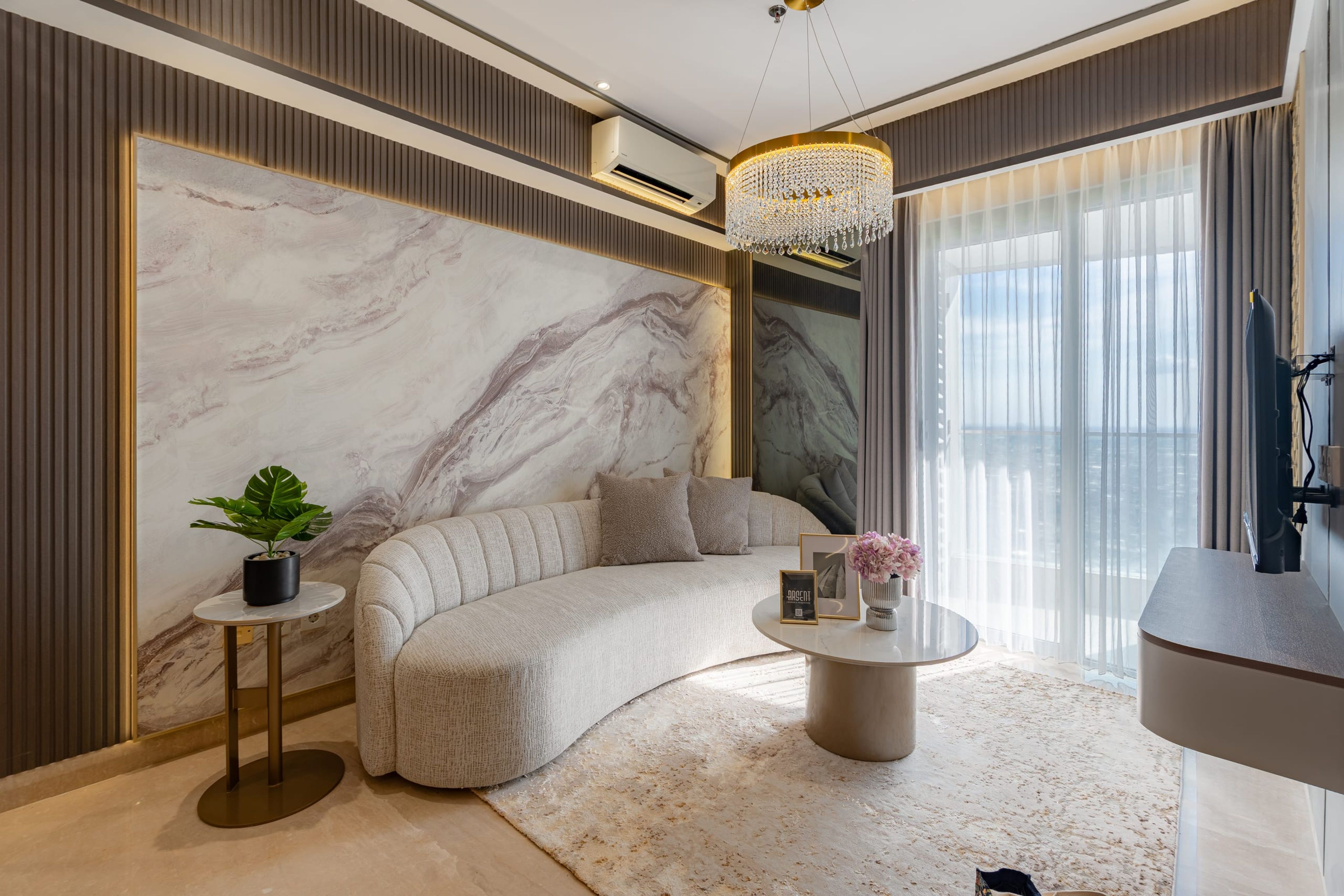One Icon Apartment