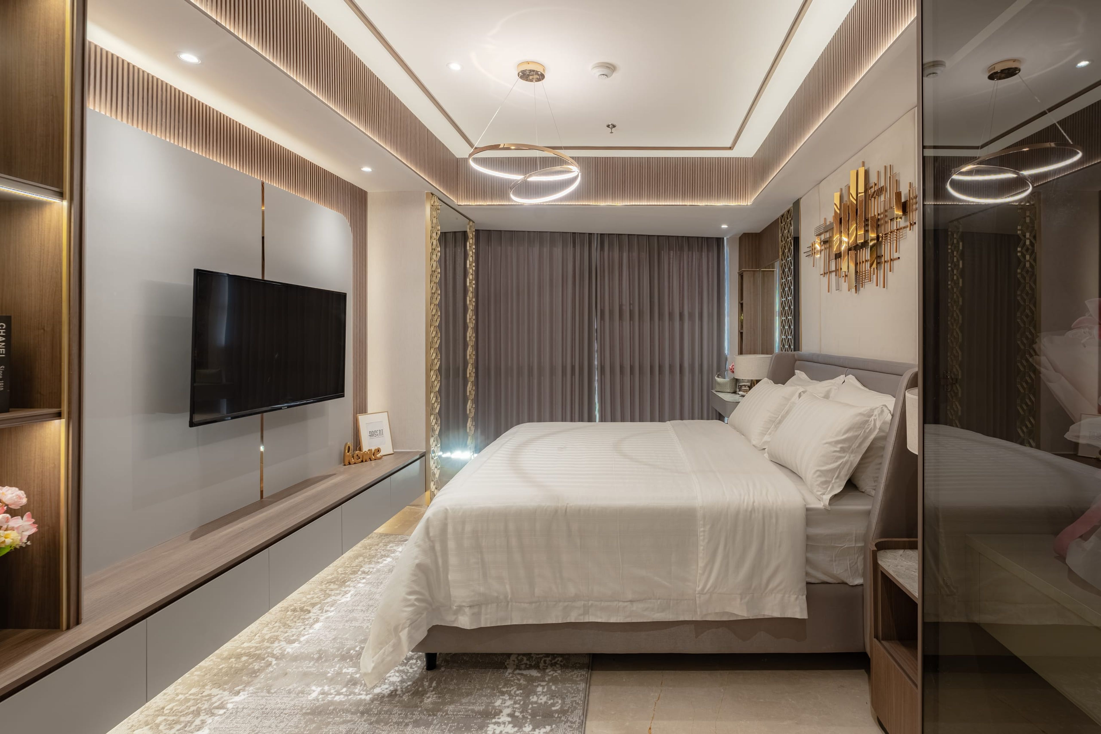 One Icon Apartment — 19