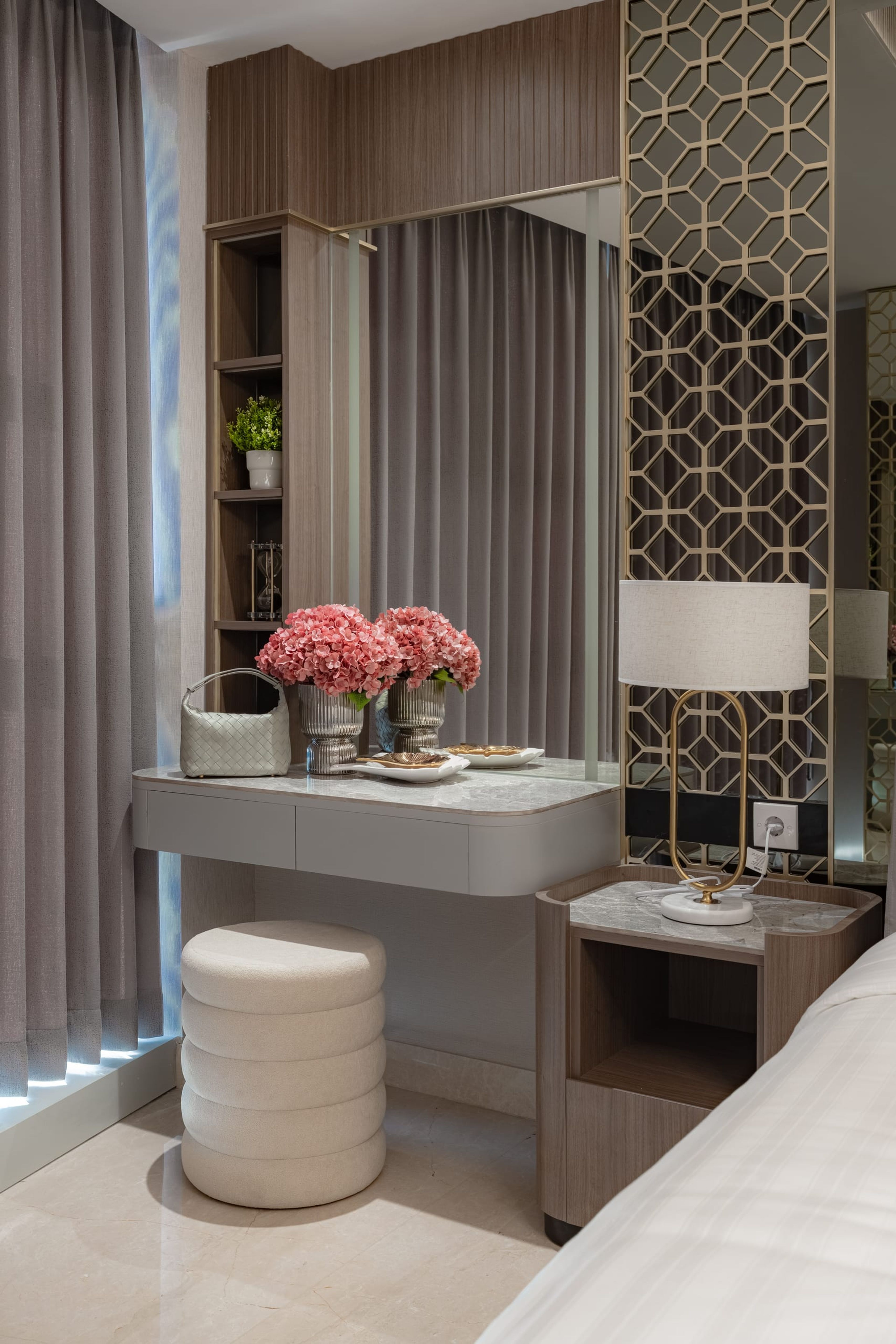 One Icon Apartment — 25