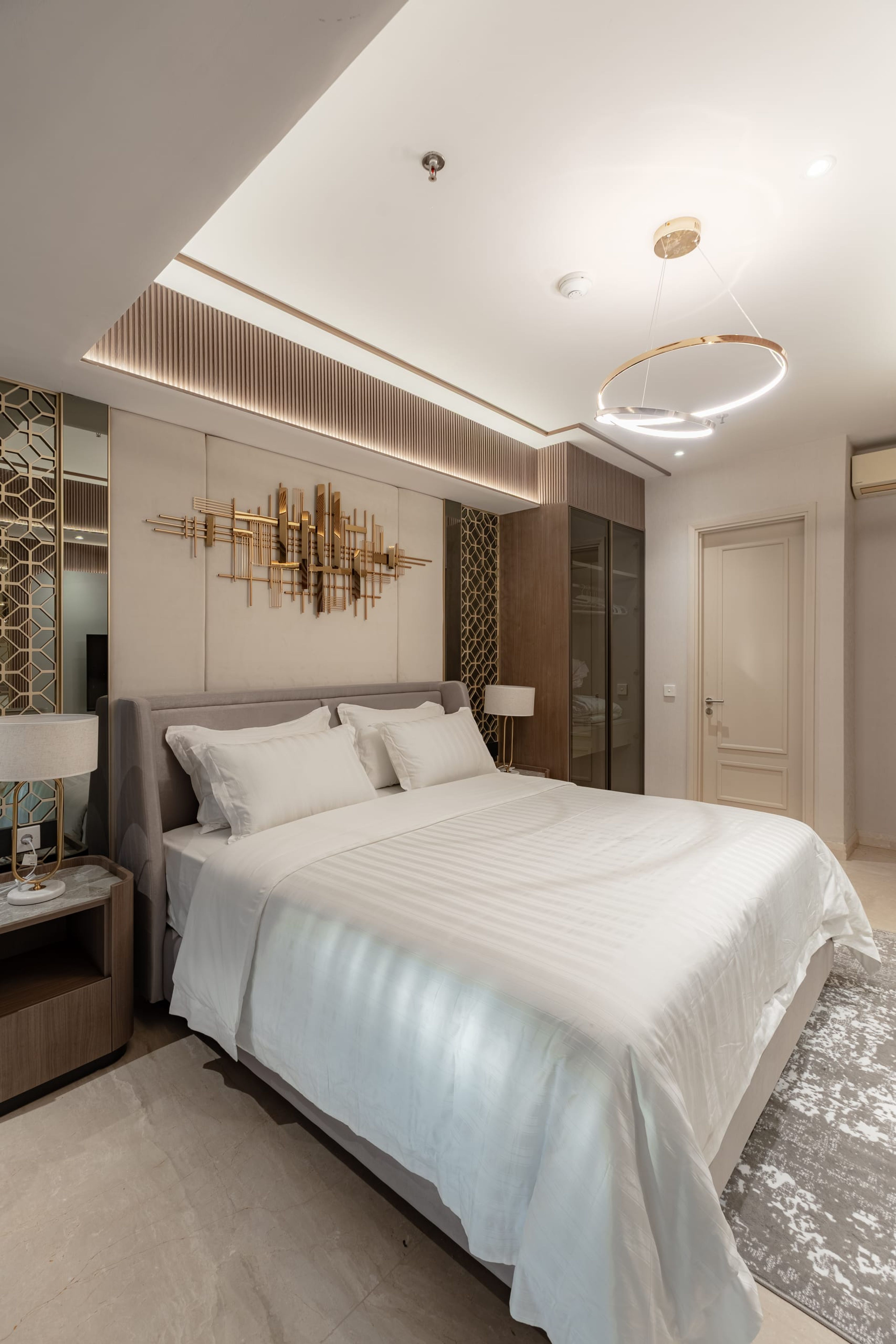 One Icon Apartment — 22
