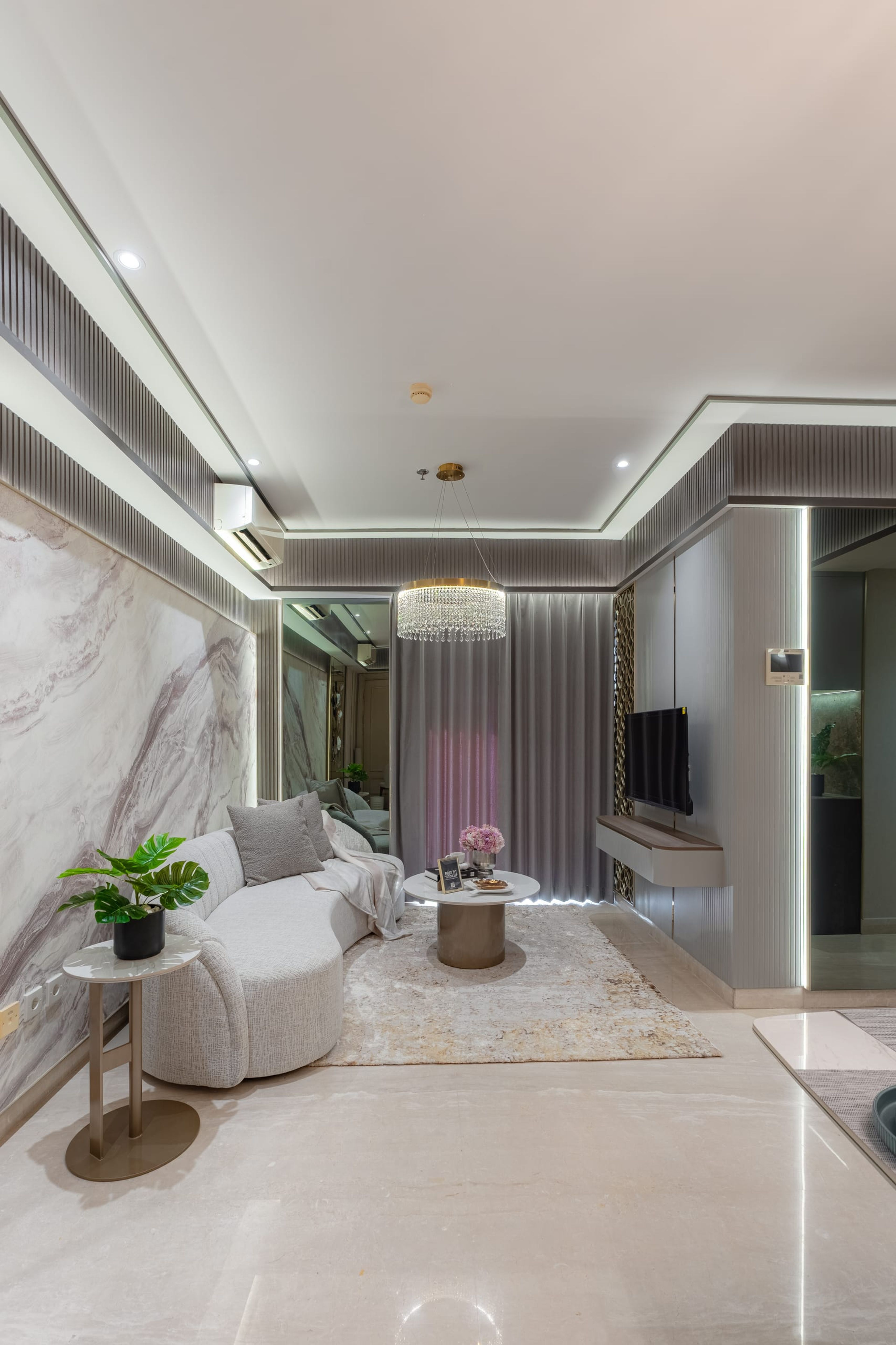One Icon Apartment — 8