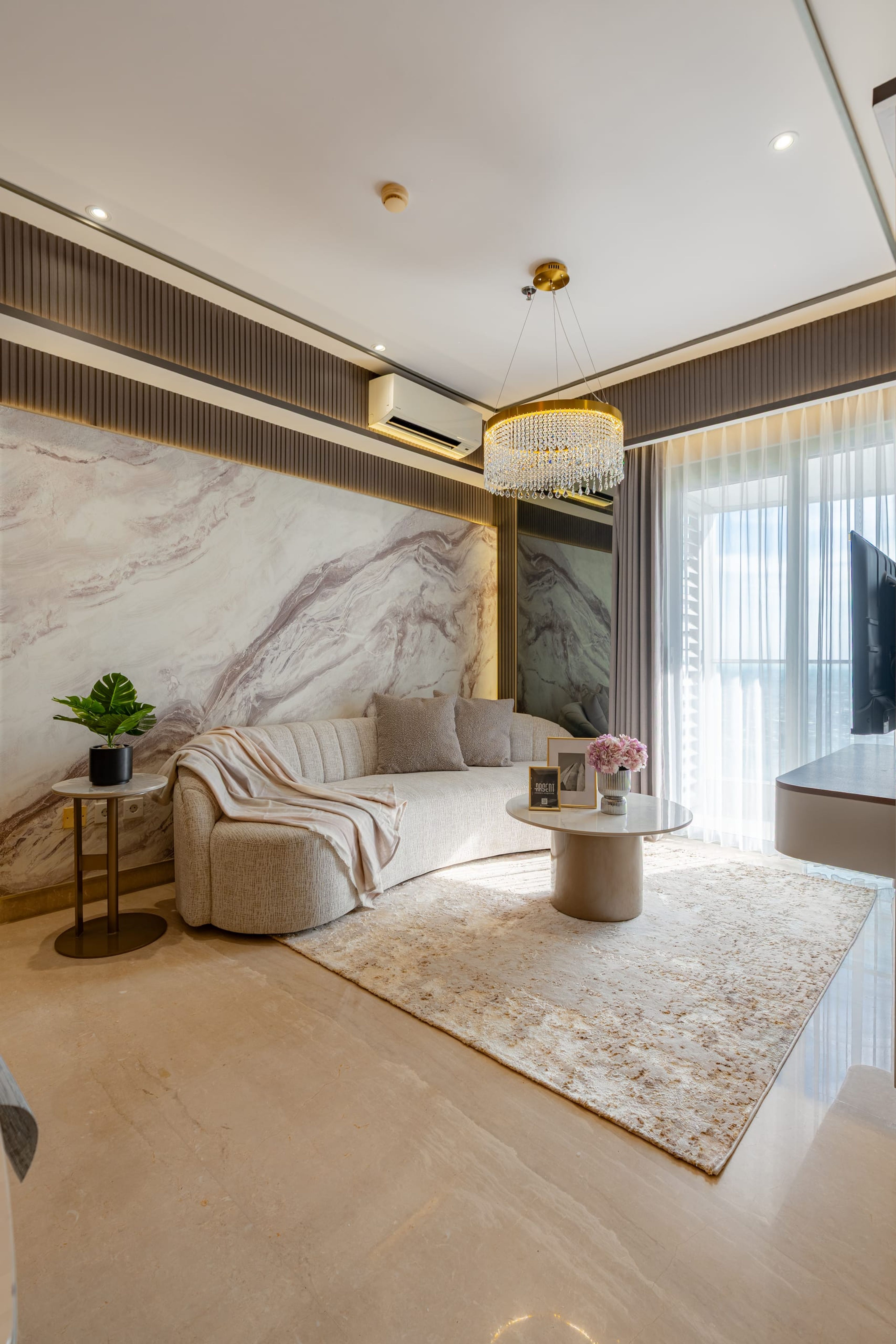 One Icon Apartment — 2