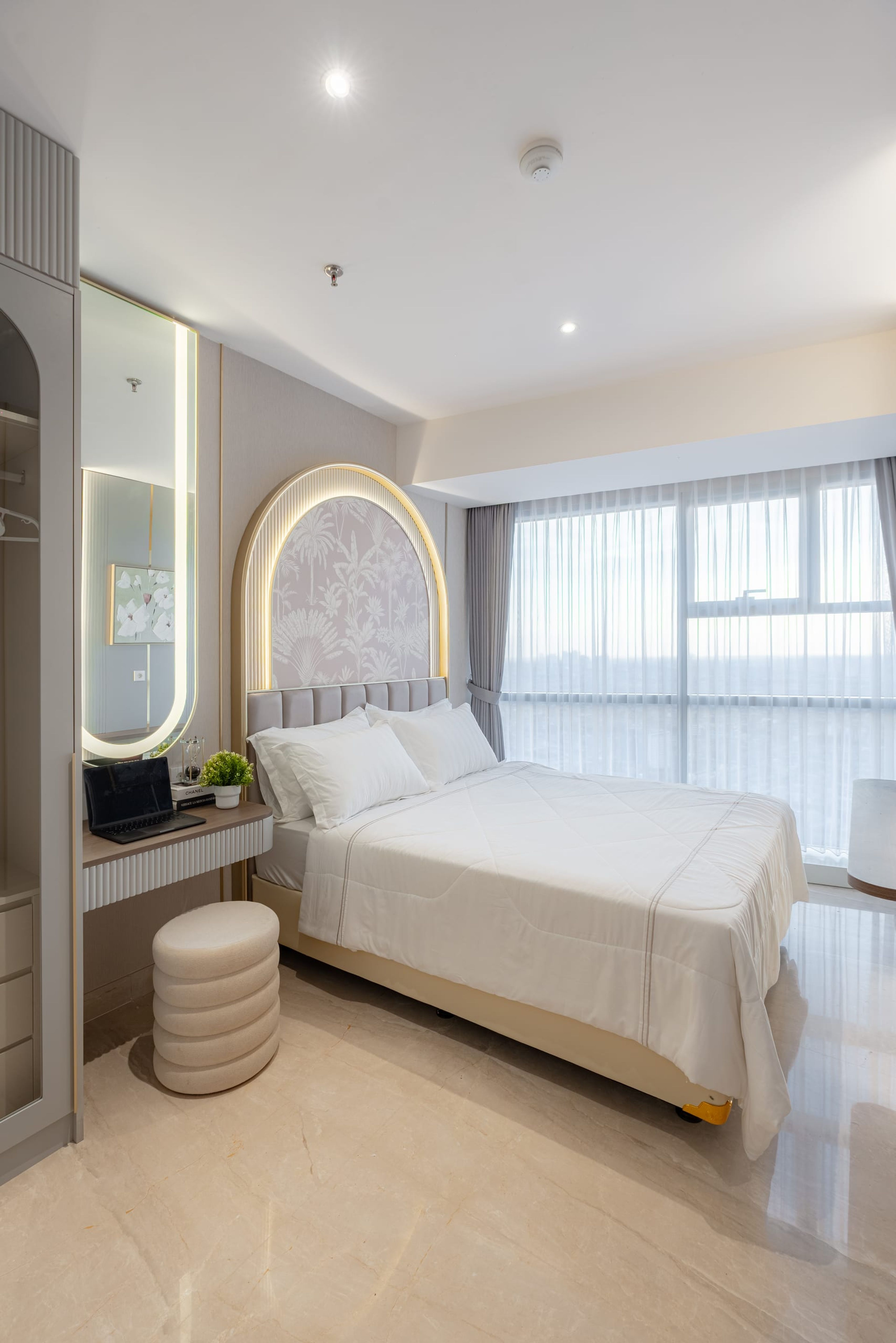 One Icon Apartment — 28