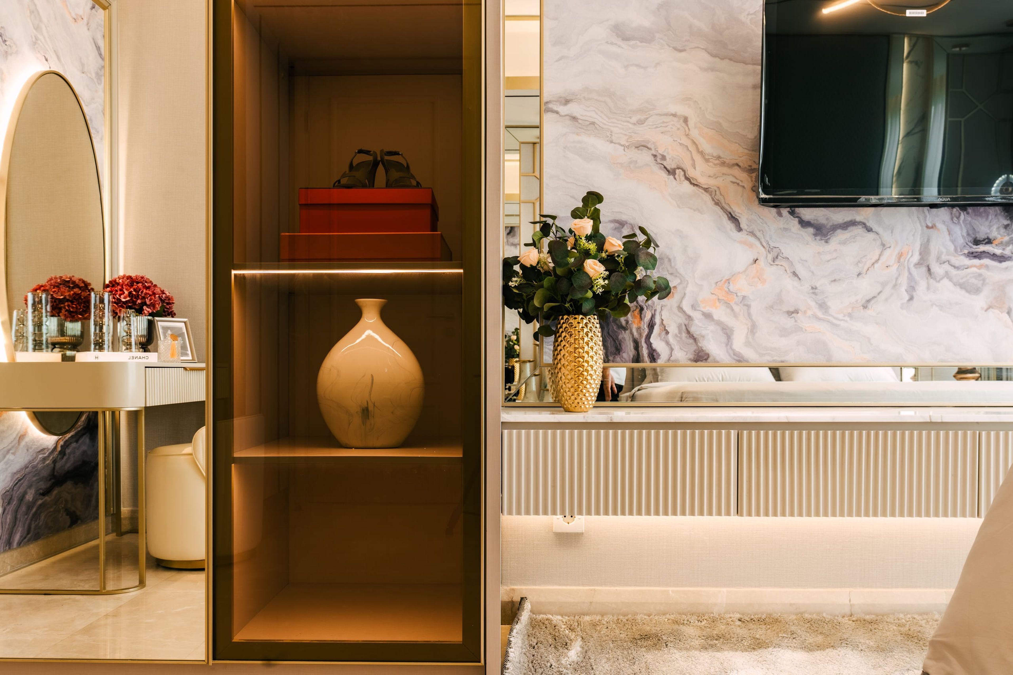 One Icon Apartment 2 — 4