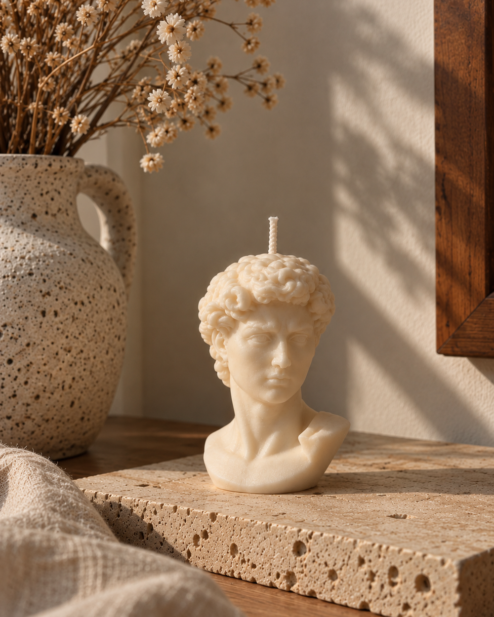 Vaso com velas em forma de flor